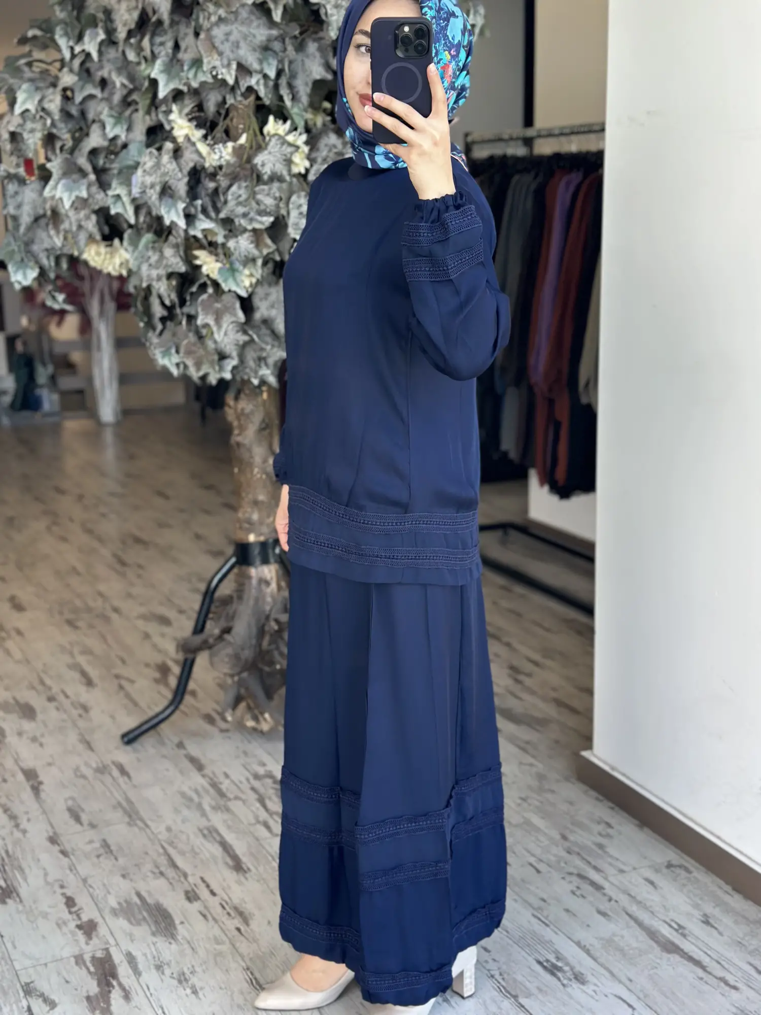Misswhence Güpür Detaylı Chanel Keten Etek Bluz Takım 39010