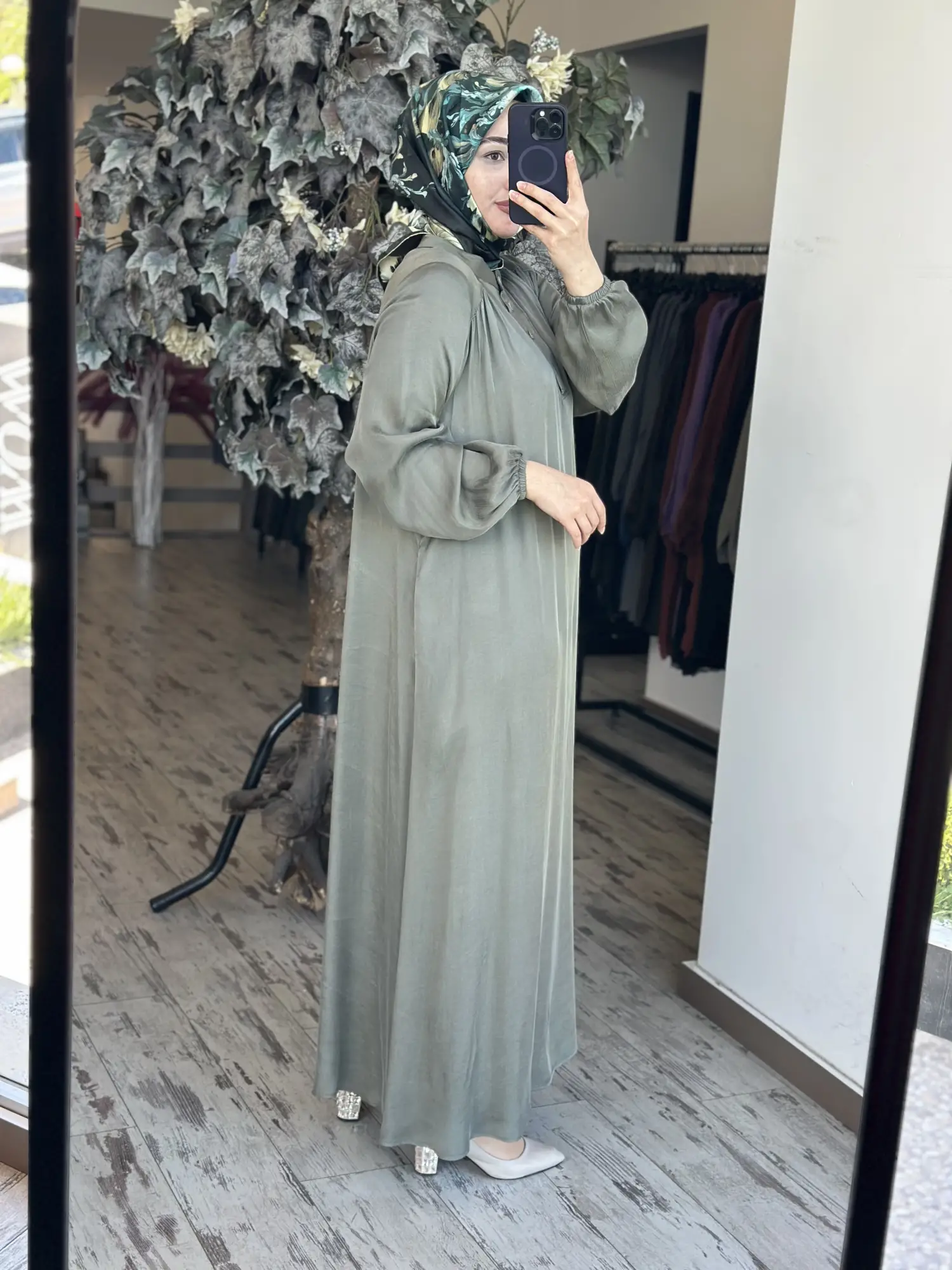 Almarwah Önden Yarım Düğmeli Cepli Rahat Elbise 303900