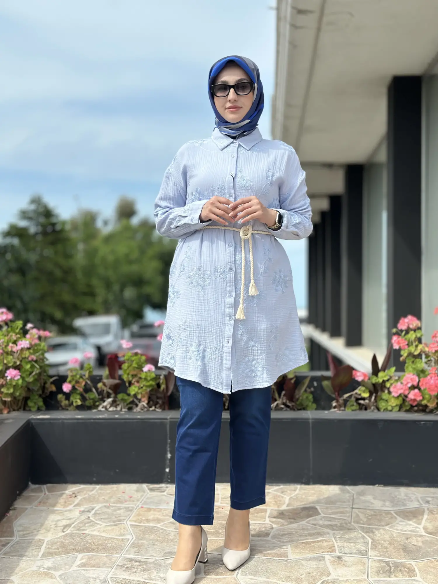 Kayra Nakış Ve Kemer Detaylı Gömlek KA21063