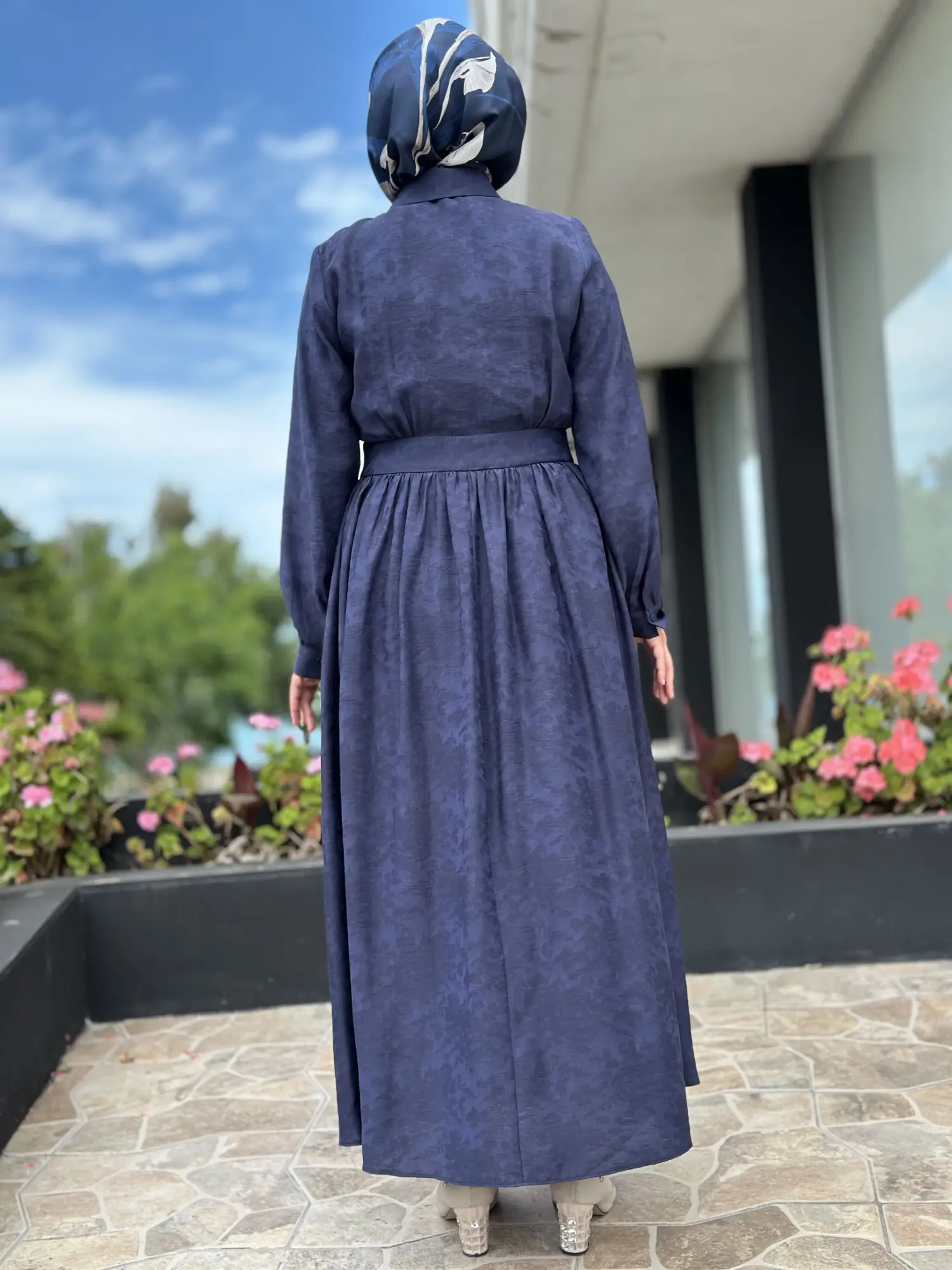 Almarwah Yarım Düğme Detaylı Desenli Tencel Elbise 303912