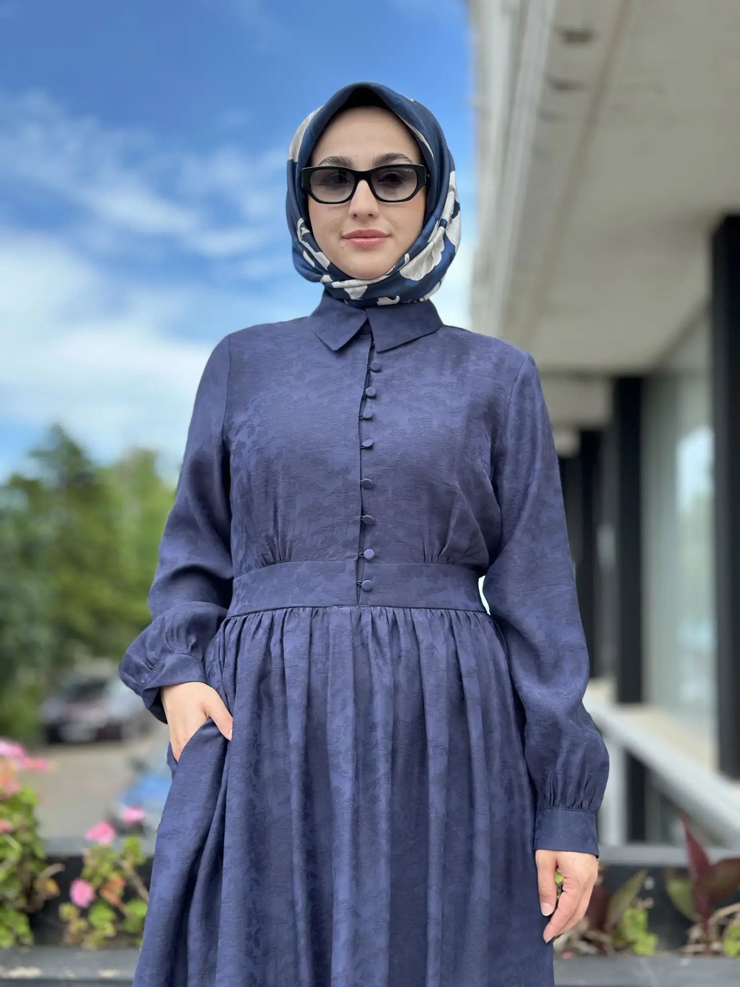 Almarwah Yarım Düğme Detaylı Desenli Tencel Elbise 303912