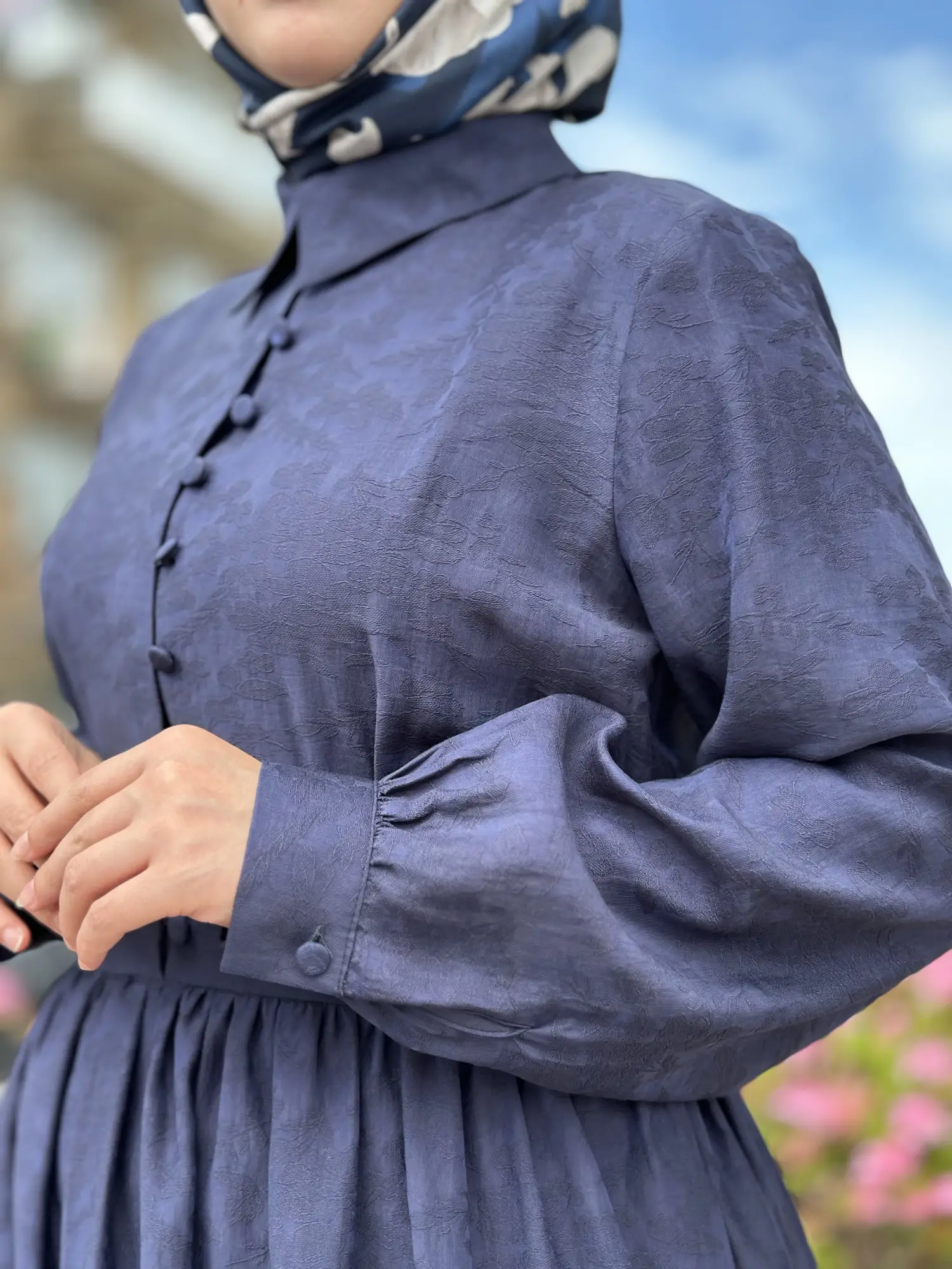 Almarwah Yarım Düğme Detaylı Desenli Tencel Elbise 303912
