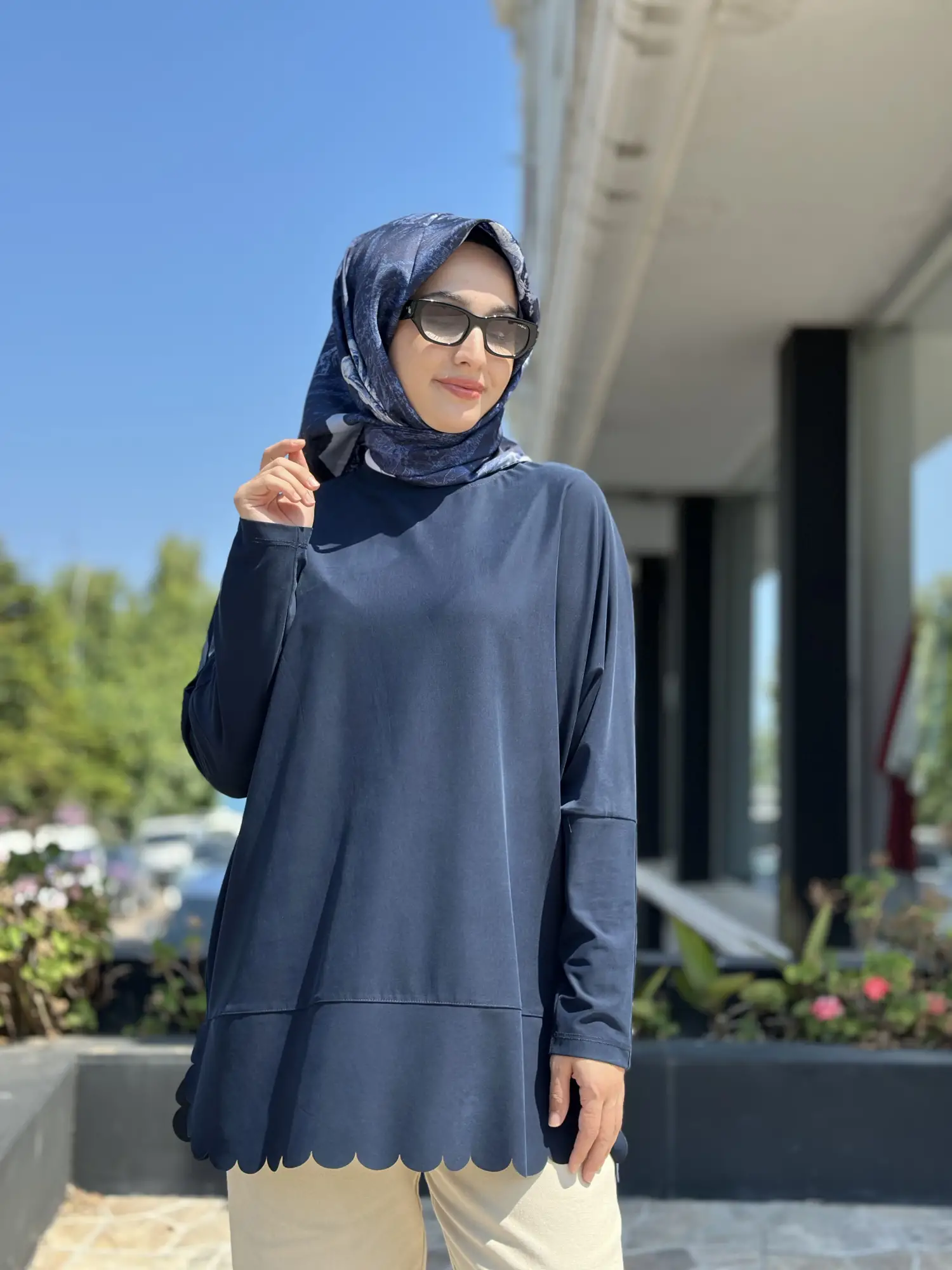 Tığ Triko Kolları Düğme Detaylı Oversize Tunik TNK4103