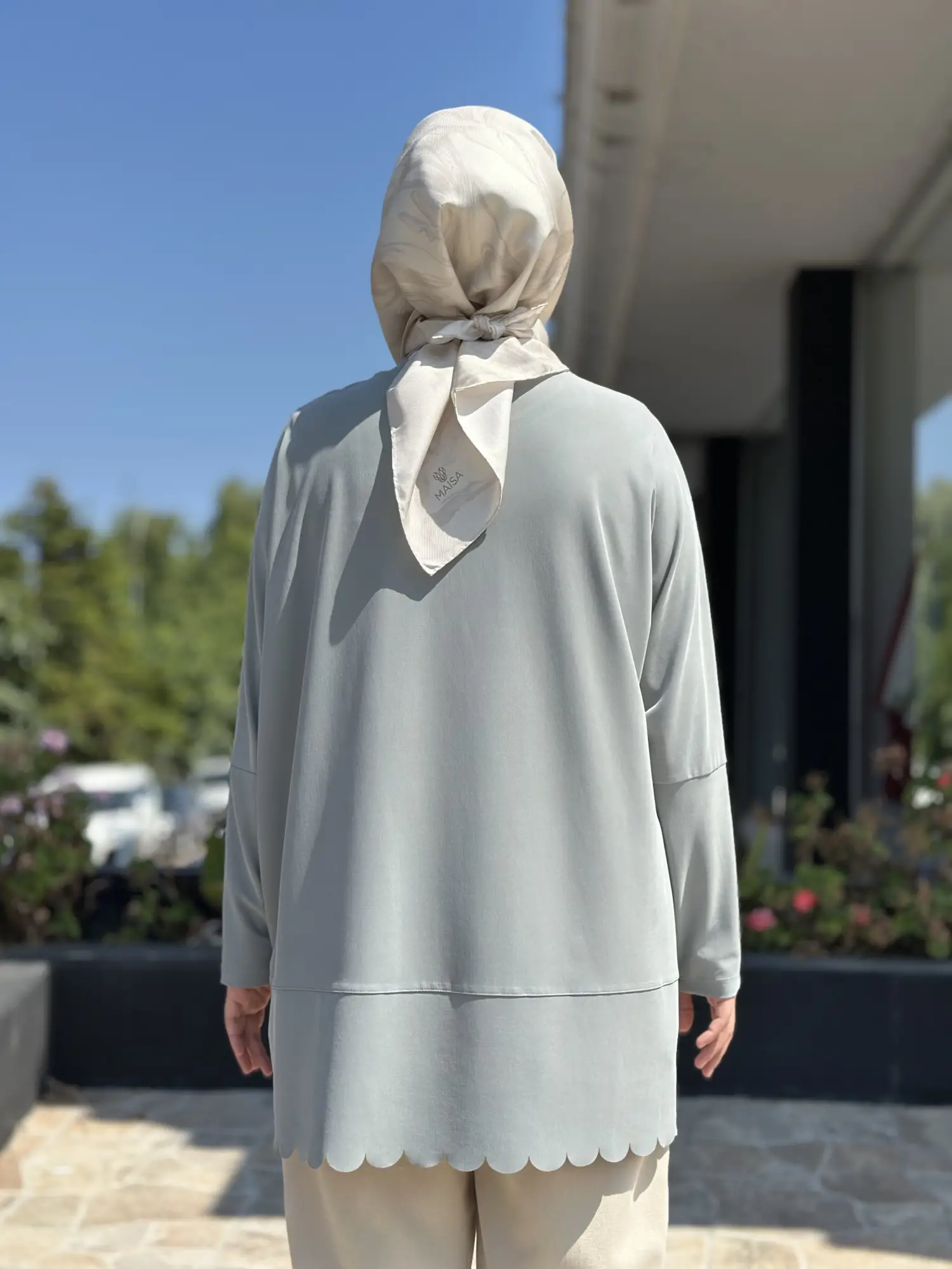 Tığ Triko Kolları Düğme Detaylı Oversize Tunik TNK4103
