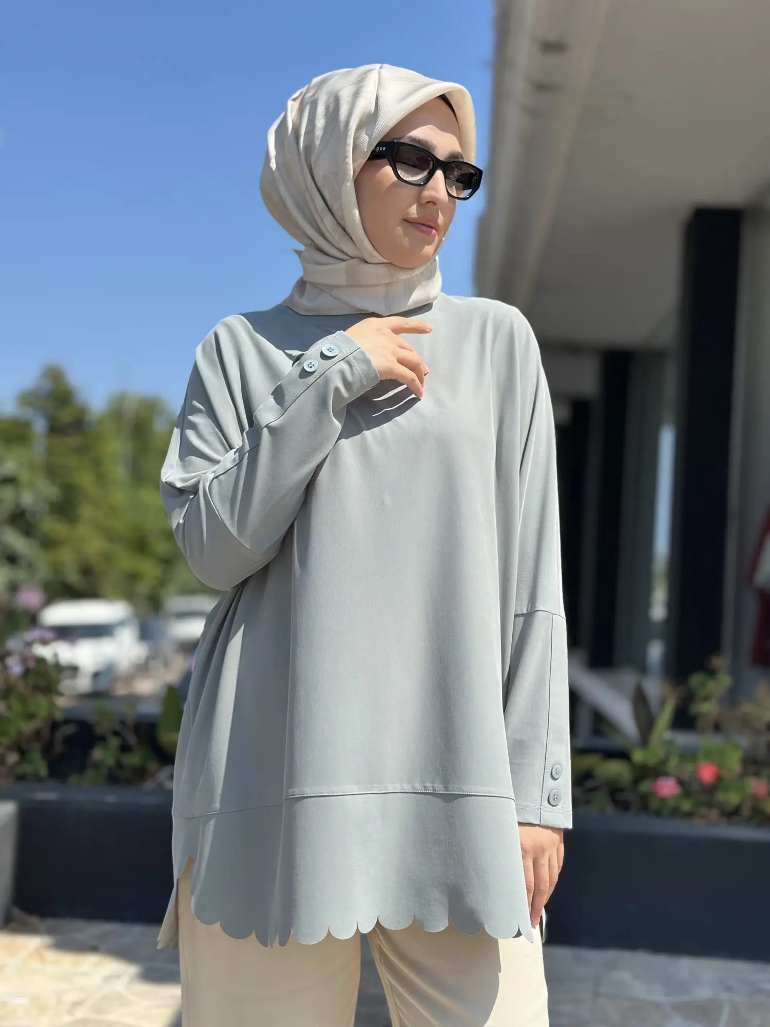 Tığ Triko Kolları Düğme Detaylı Oversize Tunik TNK4103