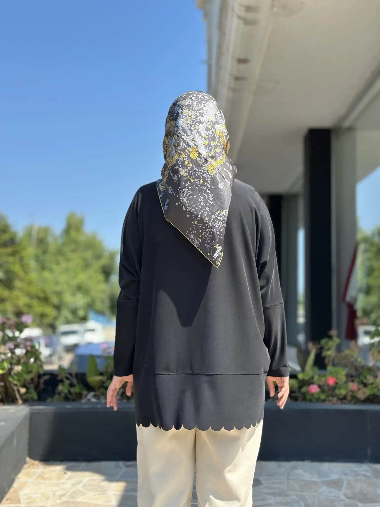 Tığ Triko Kolları Düğme Detaylı Oversize Tunik TNK4103