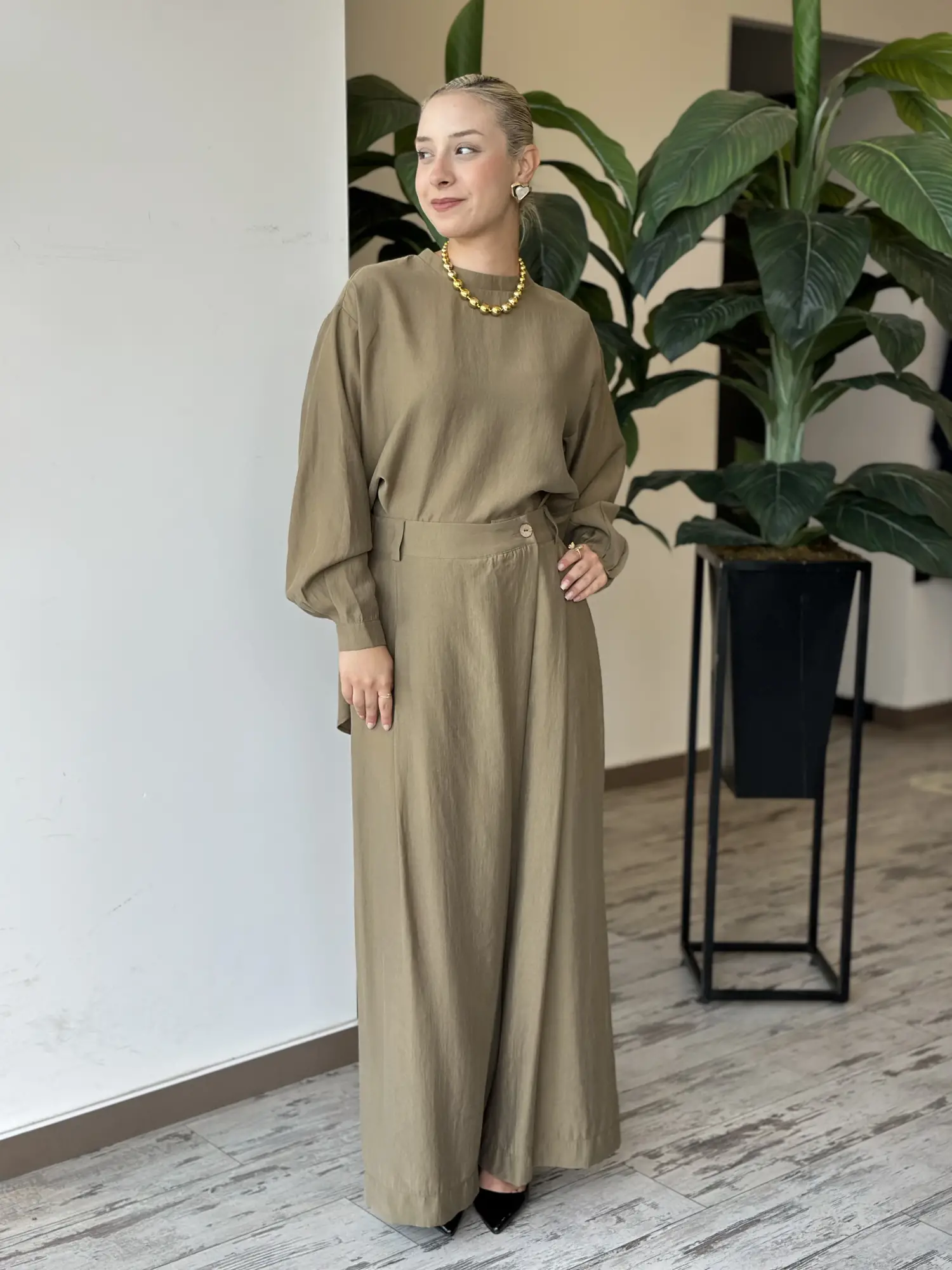 Almarwah Sırt Düğme Detaylı Tunik Pantolon Takım 203038