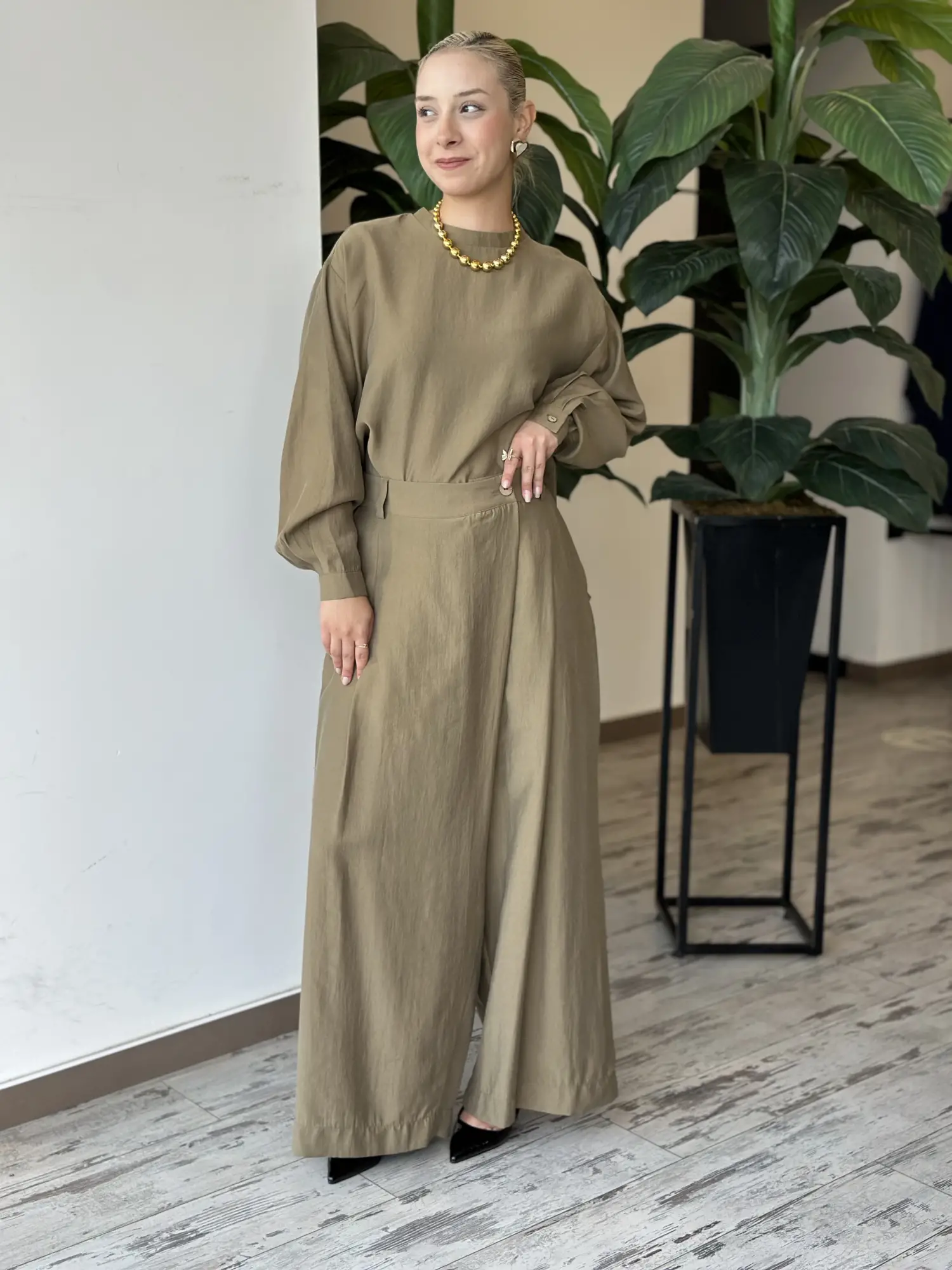 Almarwah Sırt Düğme Detaylı Tunik Pantolon Takım 203038