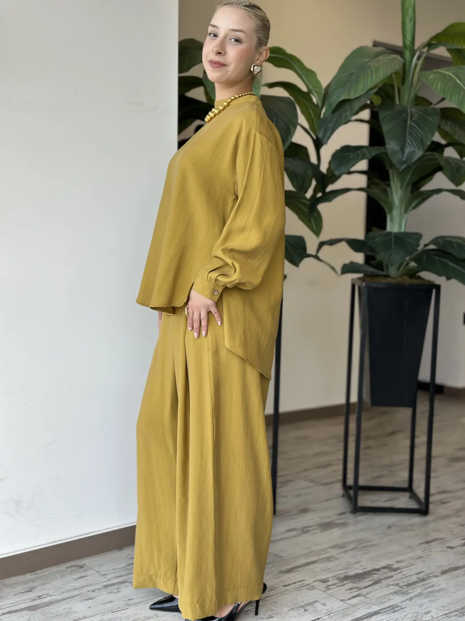 Almarwah Sırt Düğme Detaylı Tunik Pantolon Takım 203038