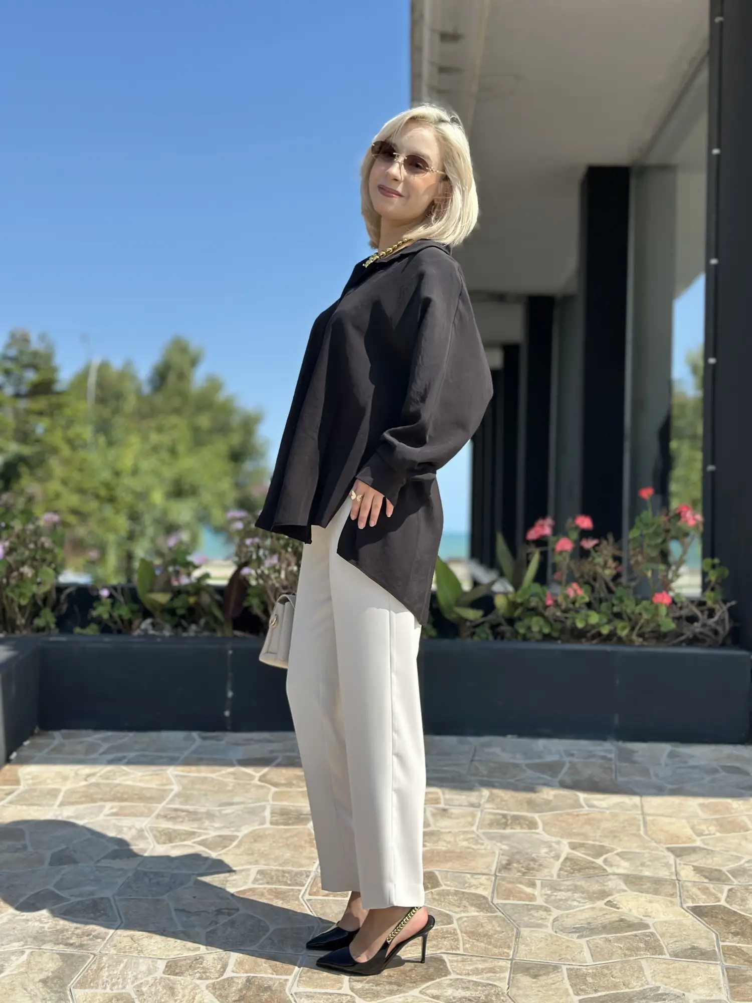 Almarwah Yandan Yırtmaçlı Modal Gömlek 101025