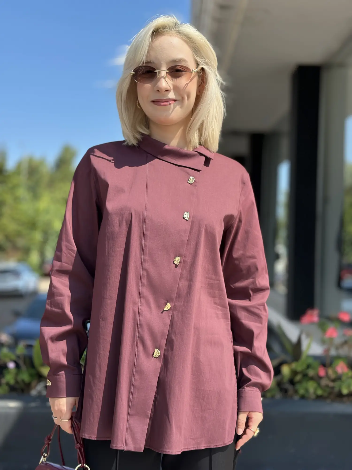 Almarwah Çapraz Düğme Detaylı Poplin Gömlek 101021