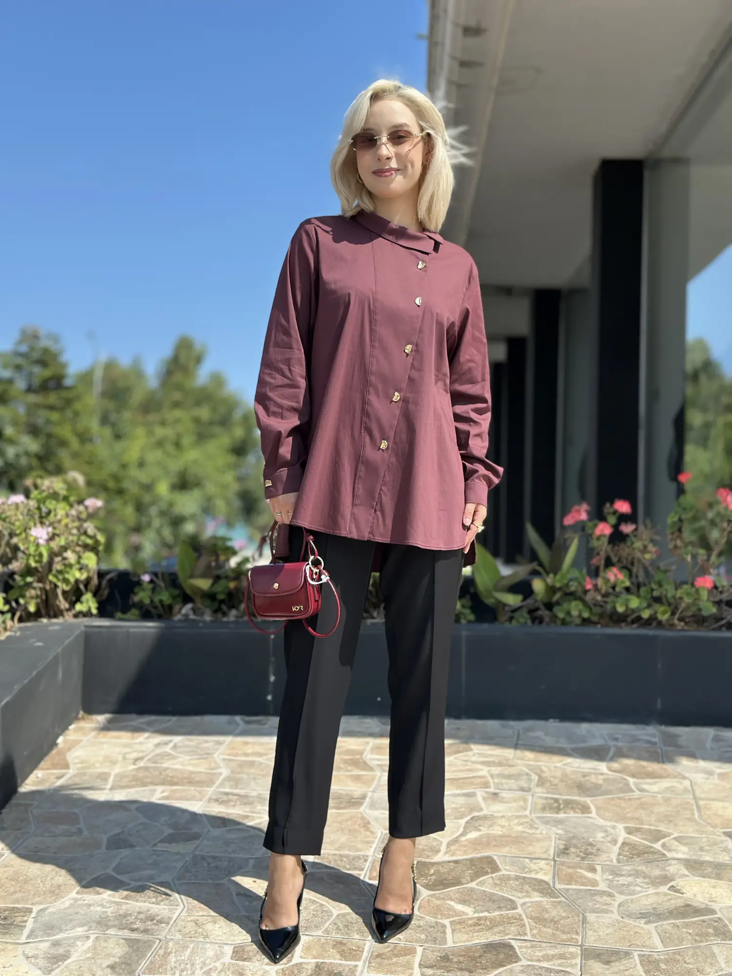 Almarwah Çapraz Düğme Detaylı Poplin Gömlek 101021