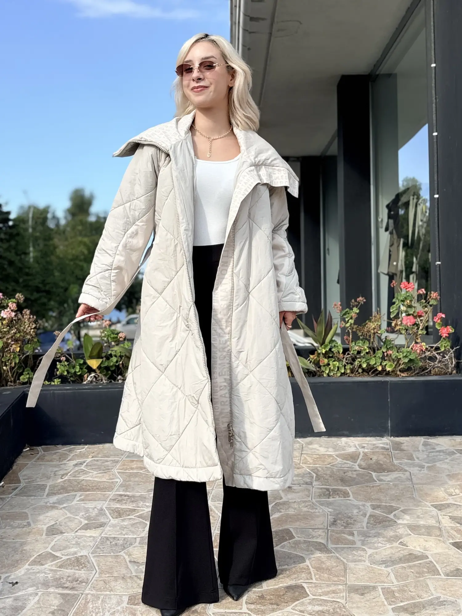 Misswhence Fermuar ve Dikiş Detaylı Şişme Mont 40536
