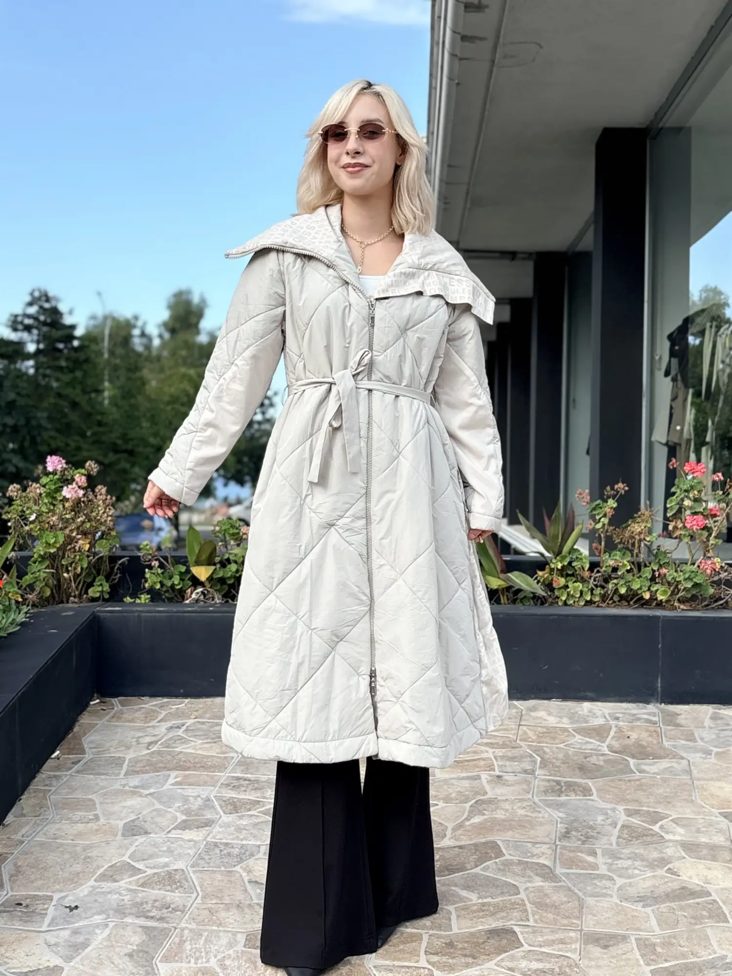 Misswhence Fermuar ve Dikiş Detaylı Şişme Mont 40536
