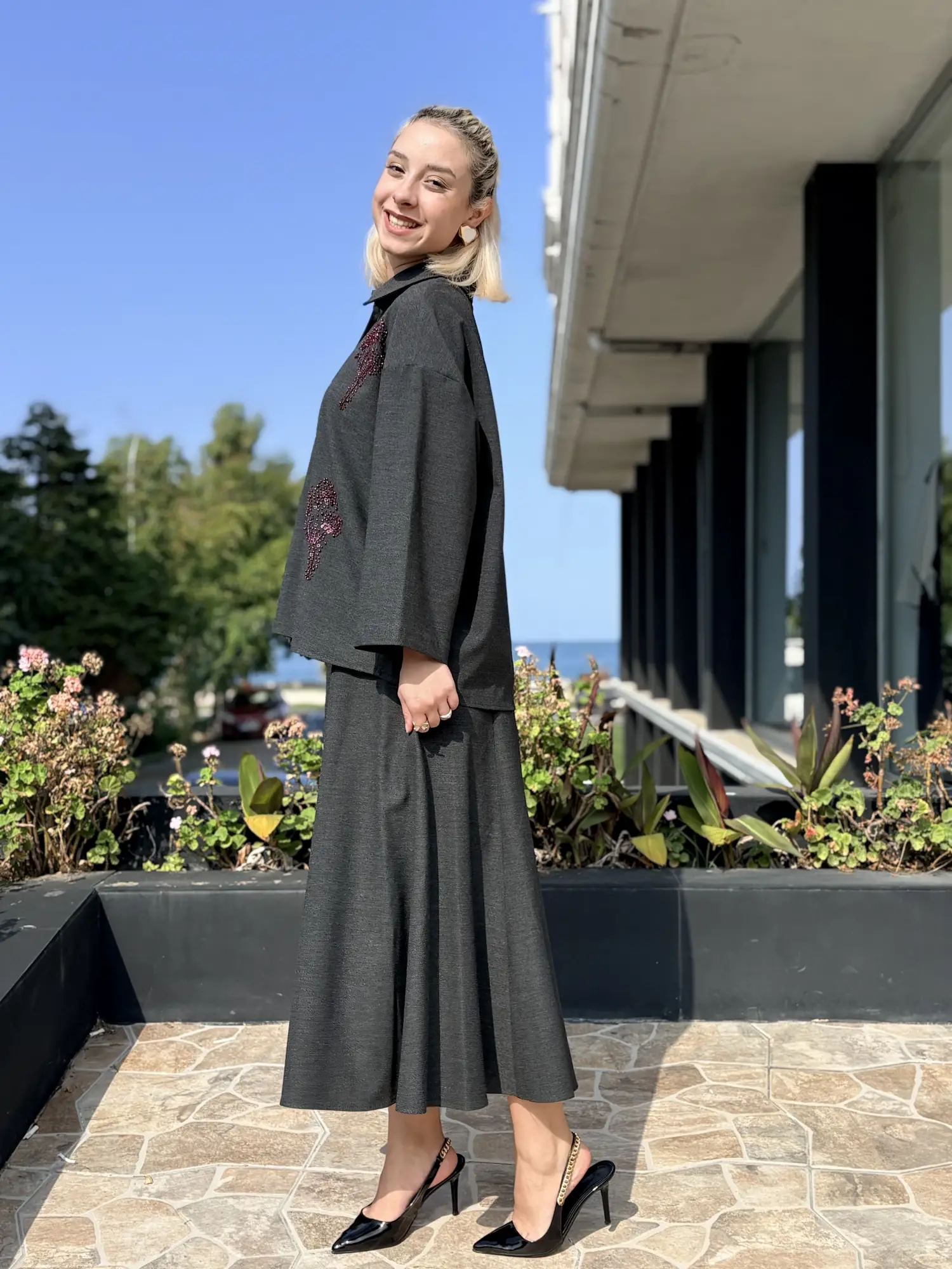 Kahma Boncuk İşleme Detaylı Gömlek Etek Takım