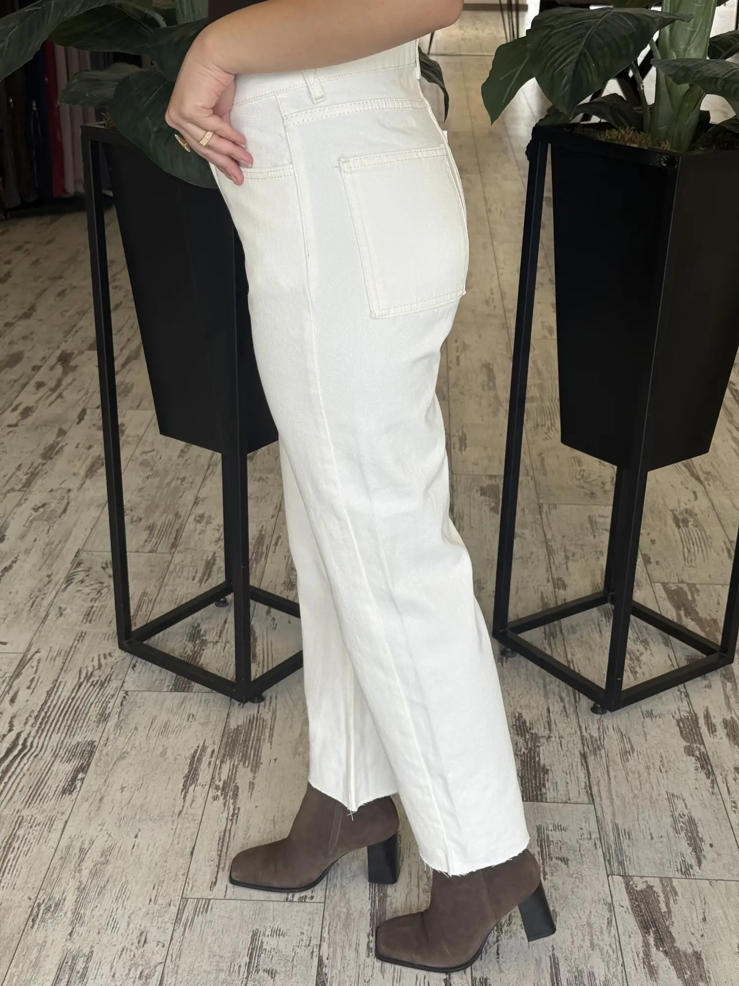 QooQ Store Kesik Paça Straight Jean Pantolon 27FW332