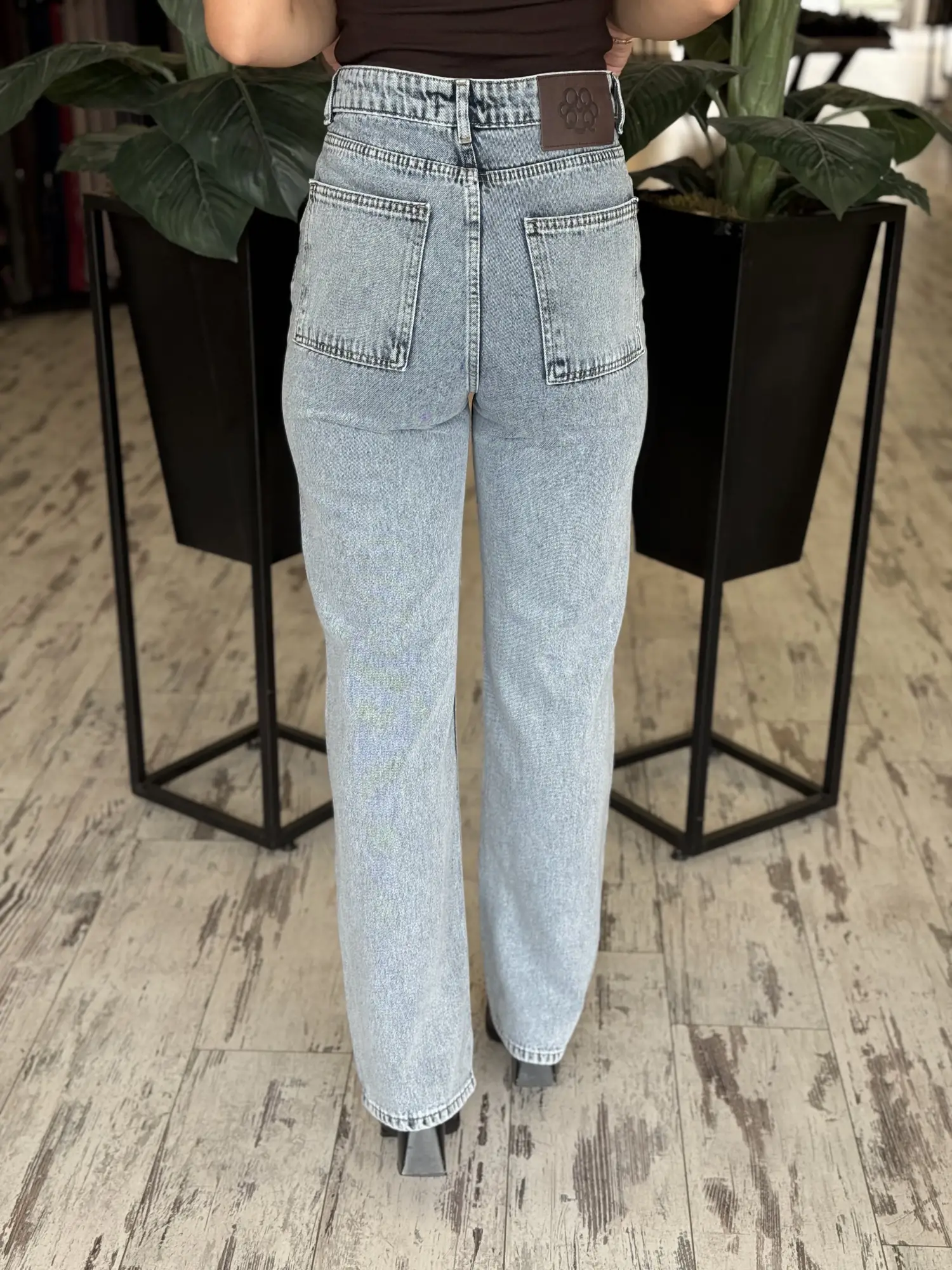 QooQ Store Kesik Paça Straight Jean Pantolon 27FW332
