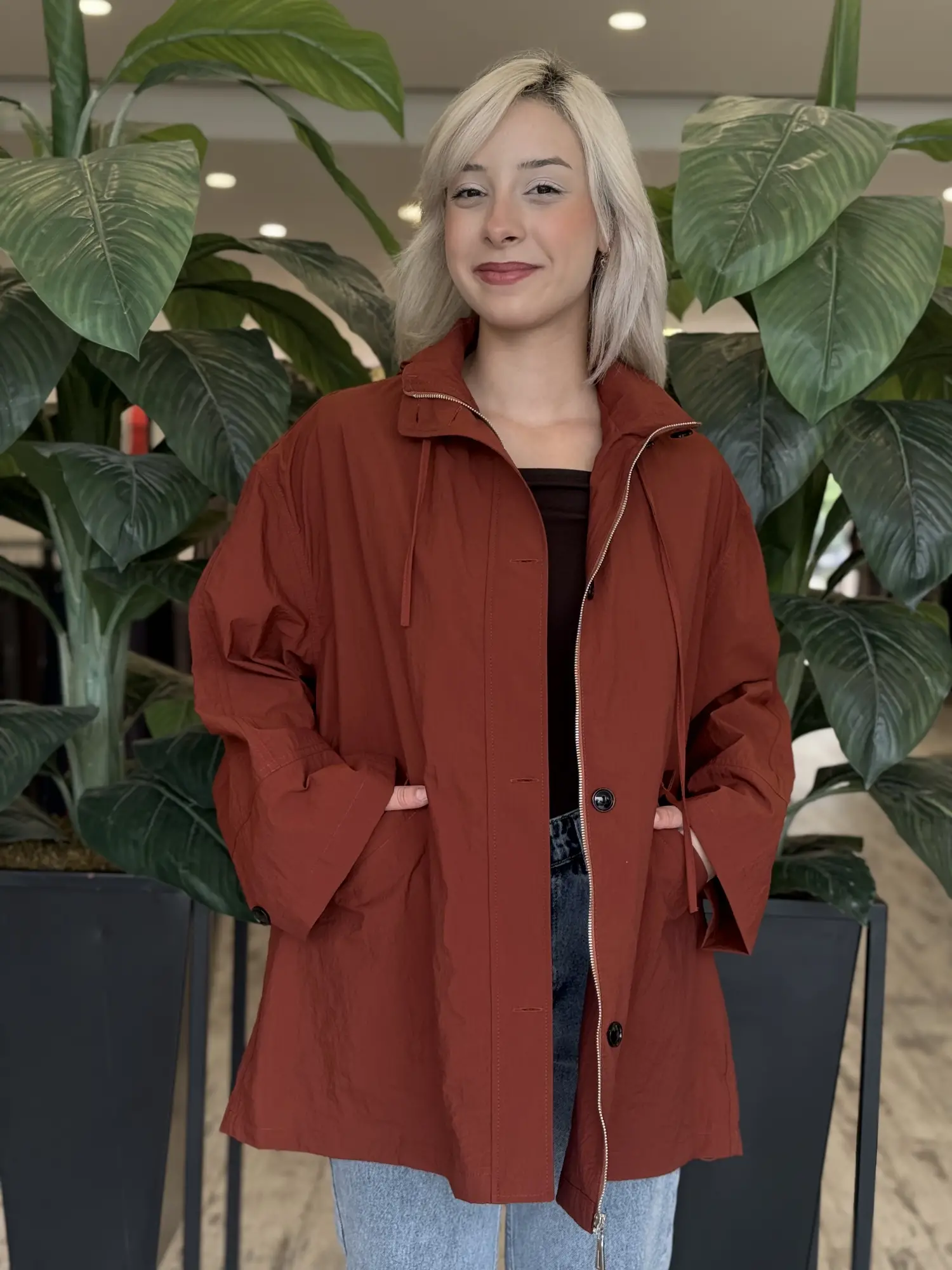 QooQ Store Kapüşonlu Cep Detaylı Yağmurluk 27FW629