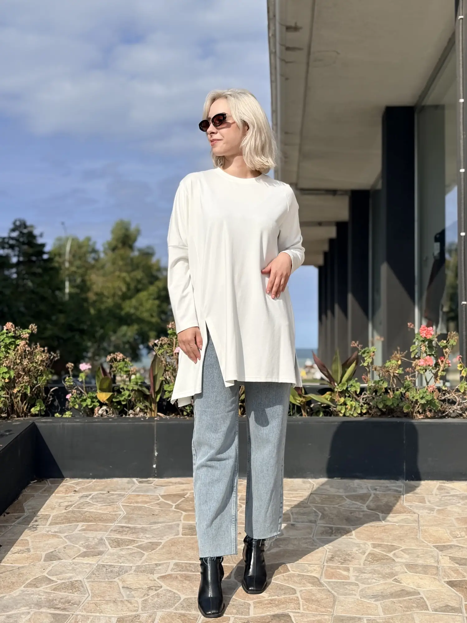 Almarwah Yandan Yırtmaçlı Viscon Tunik 102227
