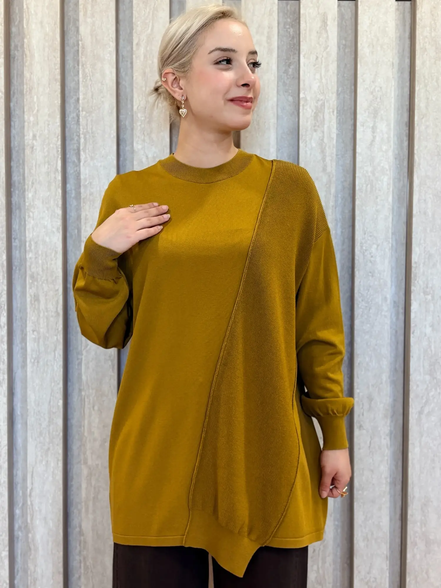 Tığ Triko Örgü Detaylı Rayon Tunik TNK21872Y