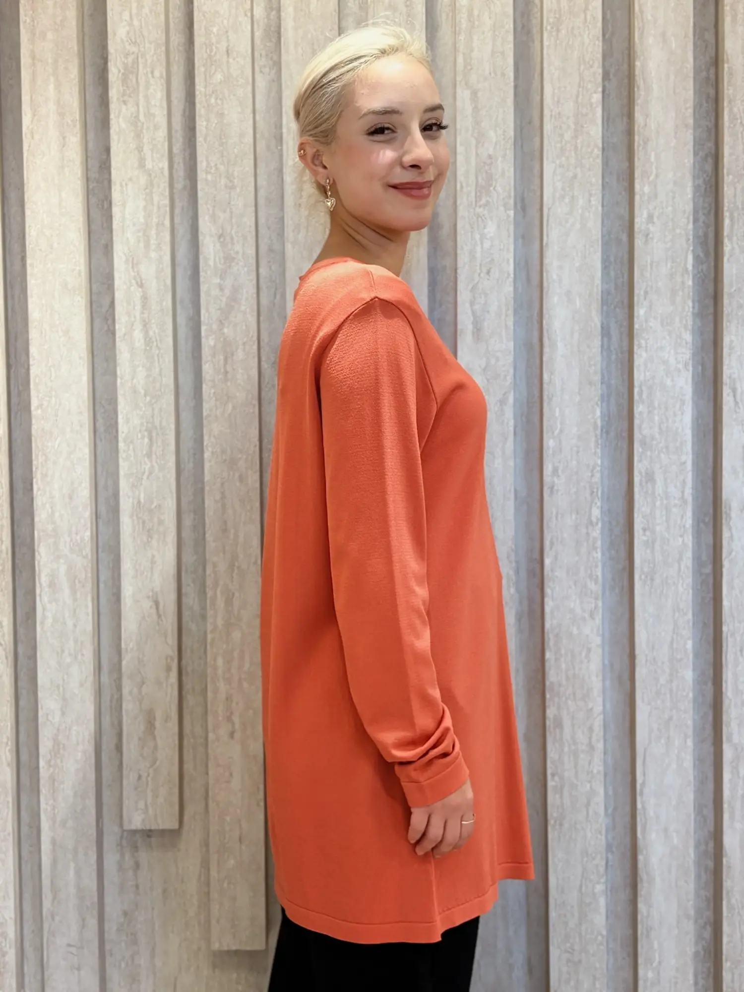 Tığ Triko Yandan Bağlama Detaylı Rayon Triko Tunik TNK22111