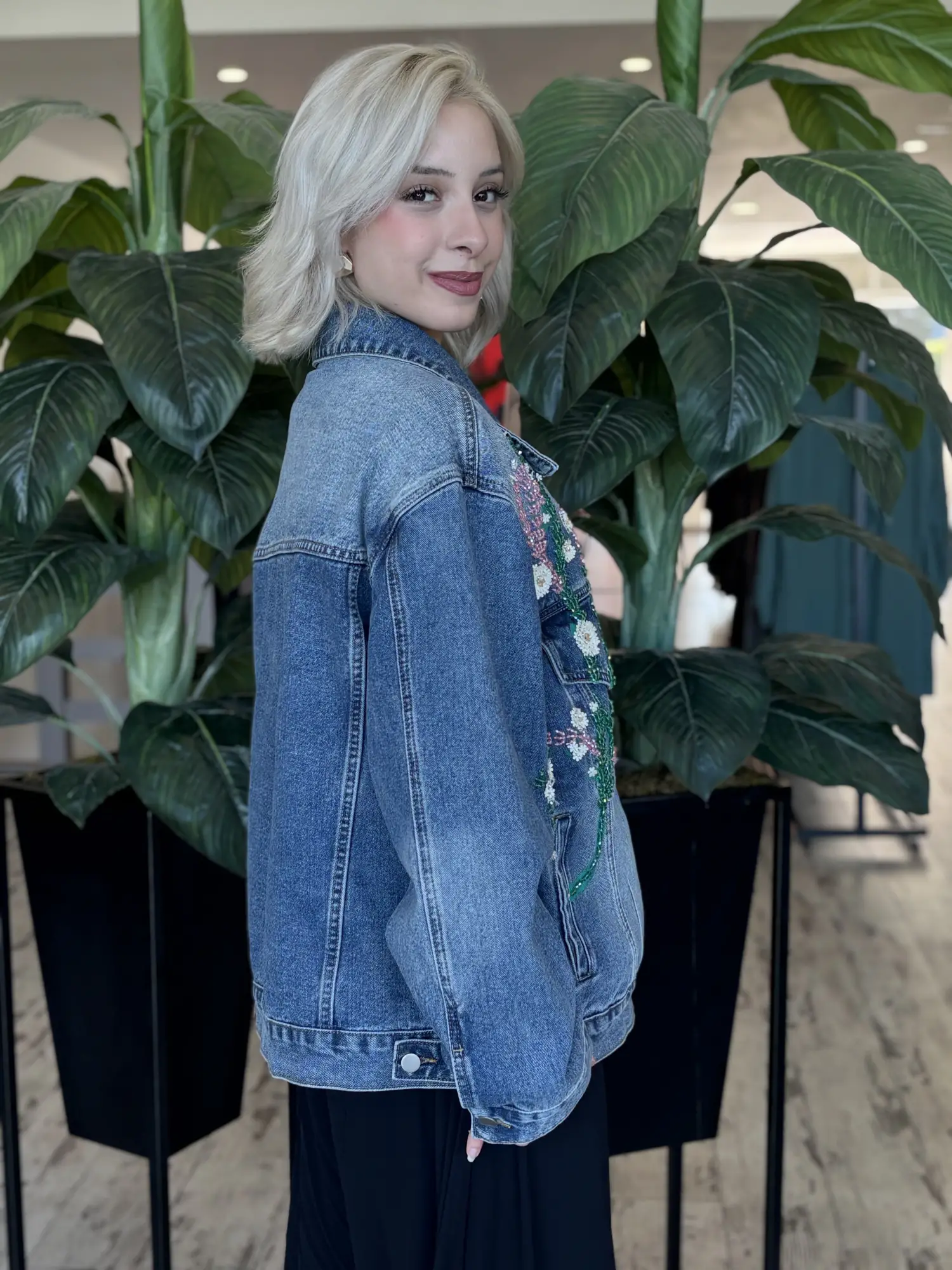 Ghisa Boncuk İşleme Detaylı Yeşil Astarlı Denim Ceket G3438