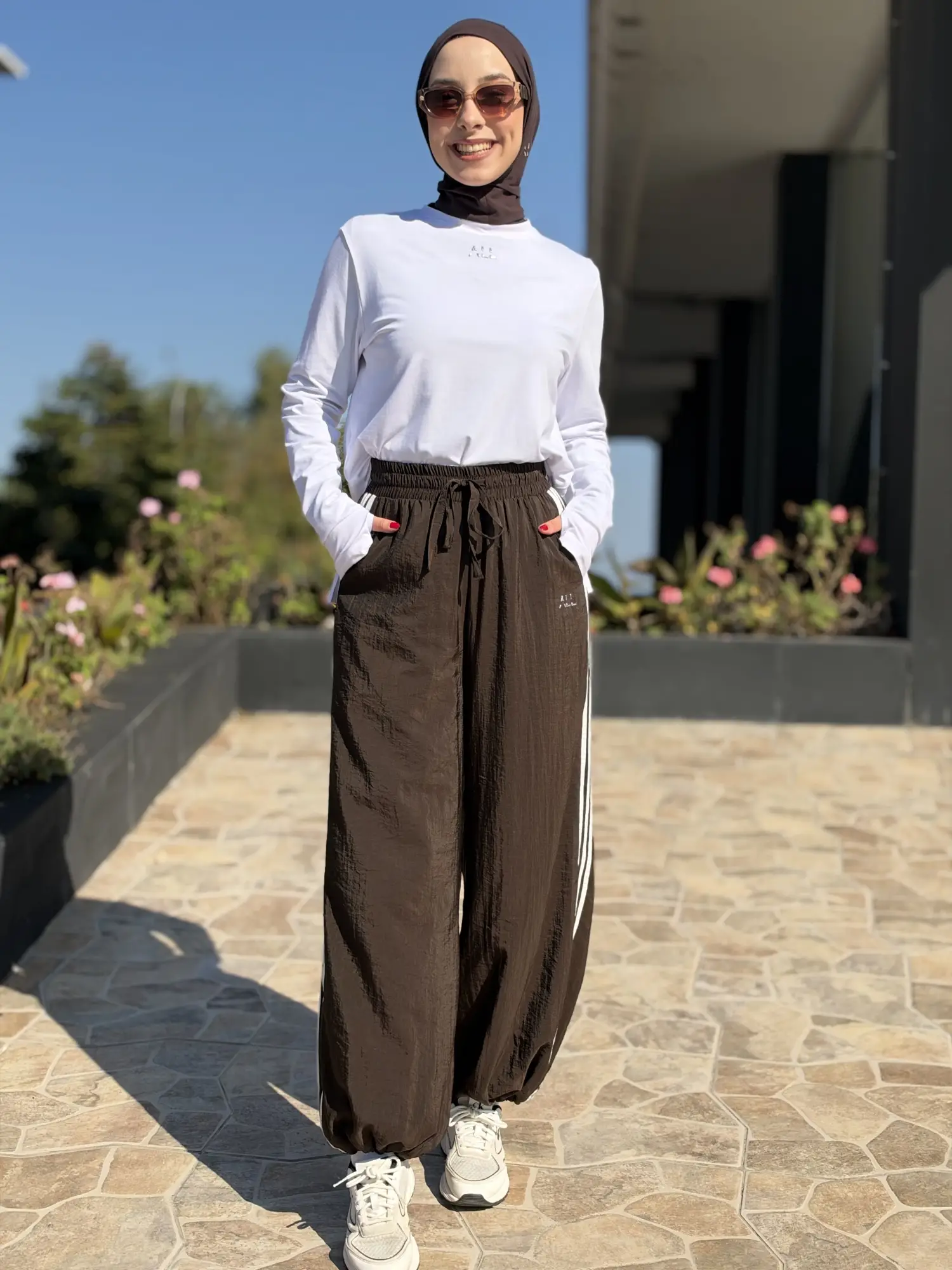 Almarwah Kontrast Biye Detaylı Spor Pantolon ALL9013