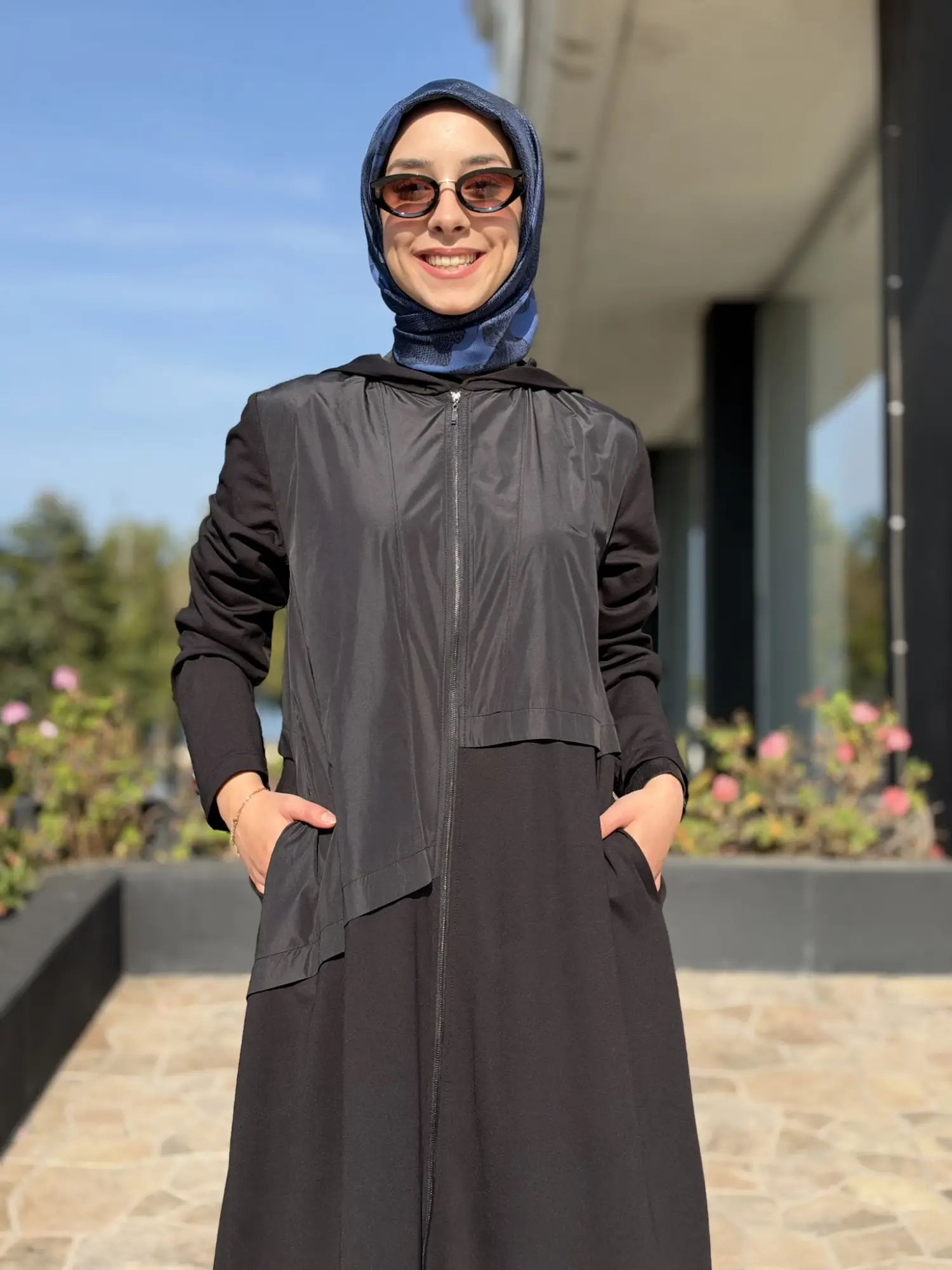 Almarwah Teknik Kumaş Detaylı Fermuarlı Kapüşonlu Kap 405053