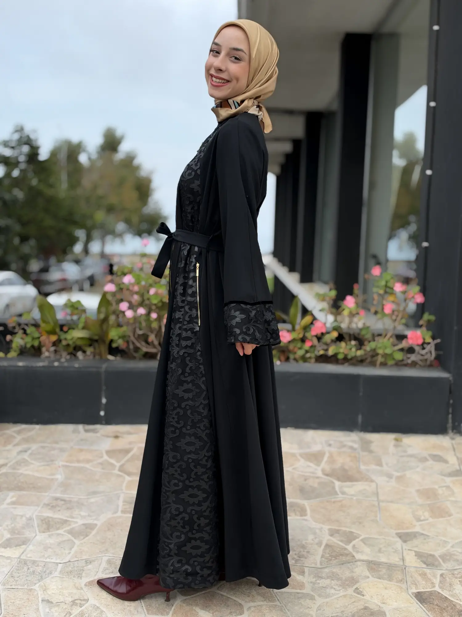 Misswhence Deri İşleme Detaylı Medine İpeği Pardesü / Ferace 40521