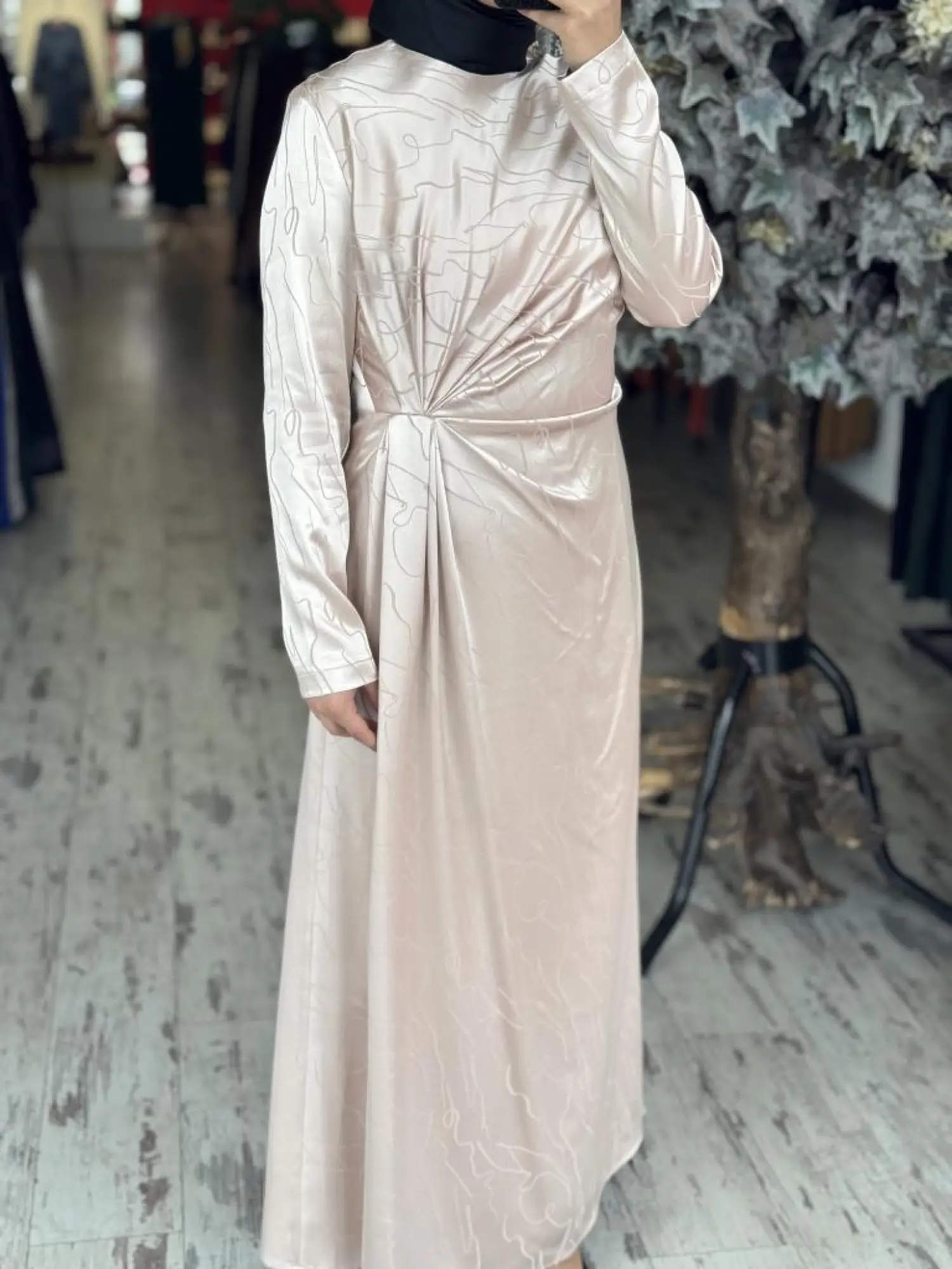 Almarwah Belden Büzgülü Saten Elbise 90474