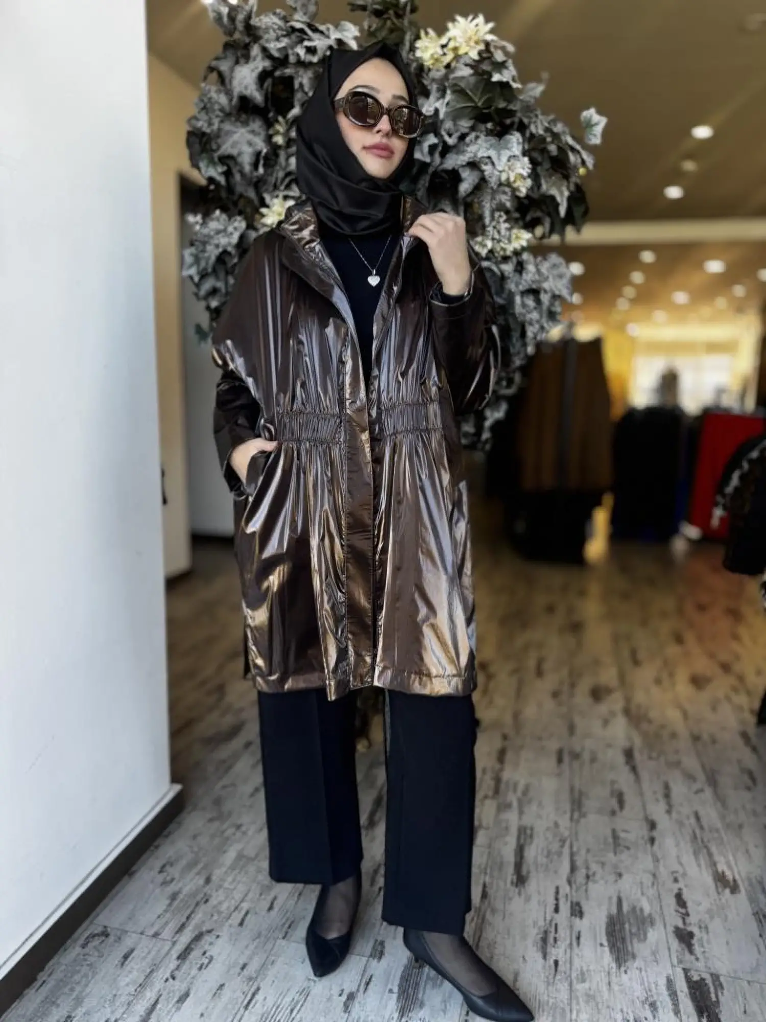 Almarwah Belden Lastikli Kapüşonlu Kap 404906