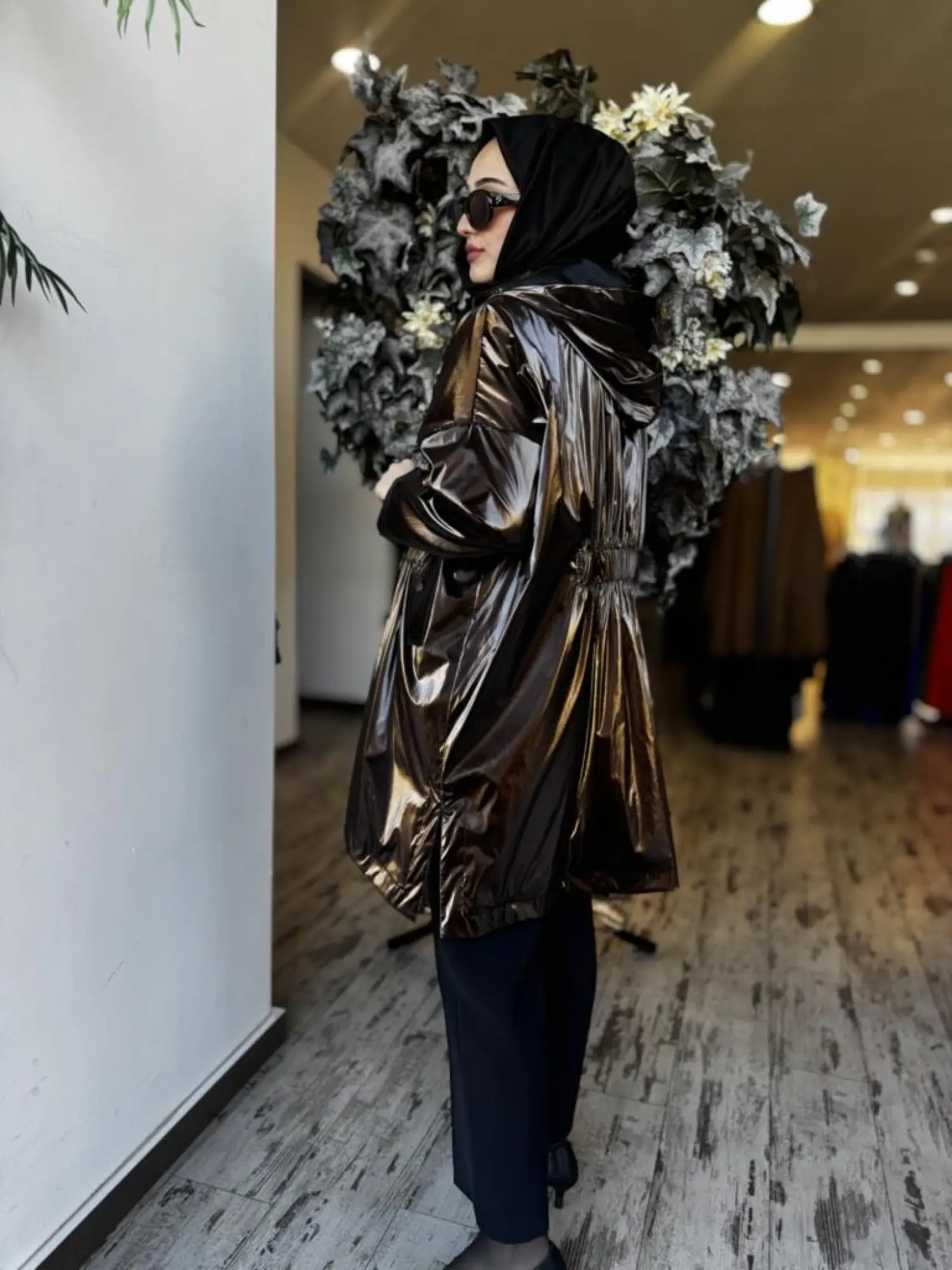 Almarwah Belden Lastikli Kapüşonlu Kap 404906