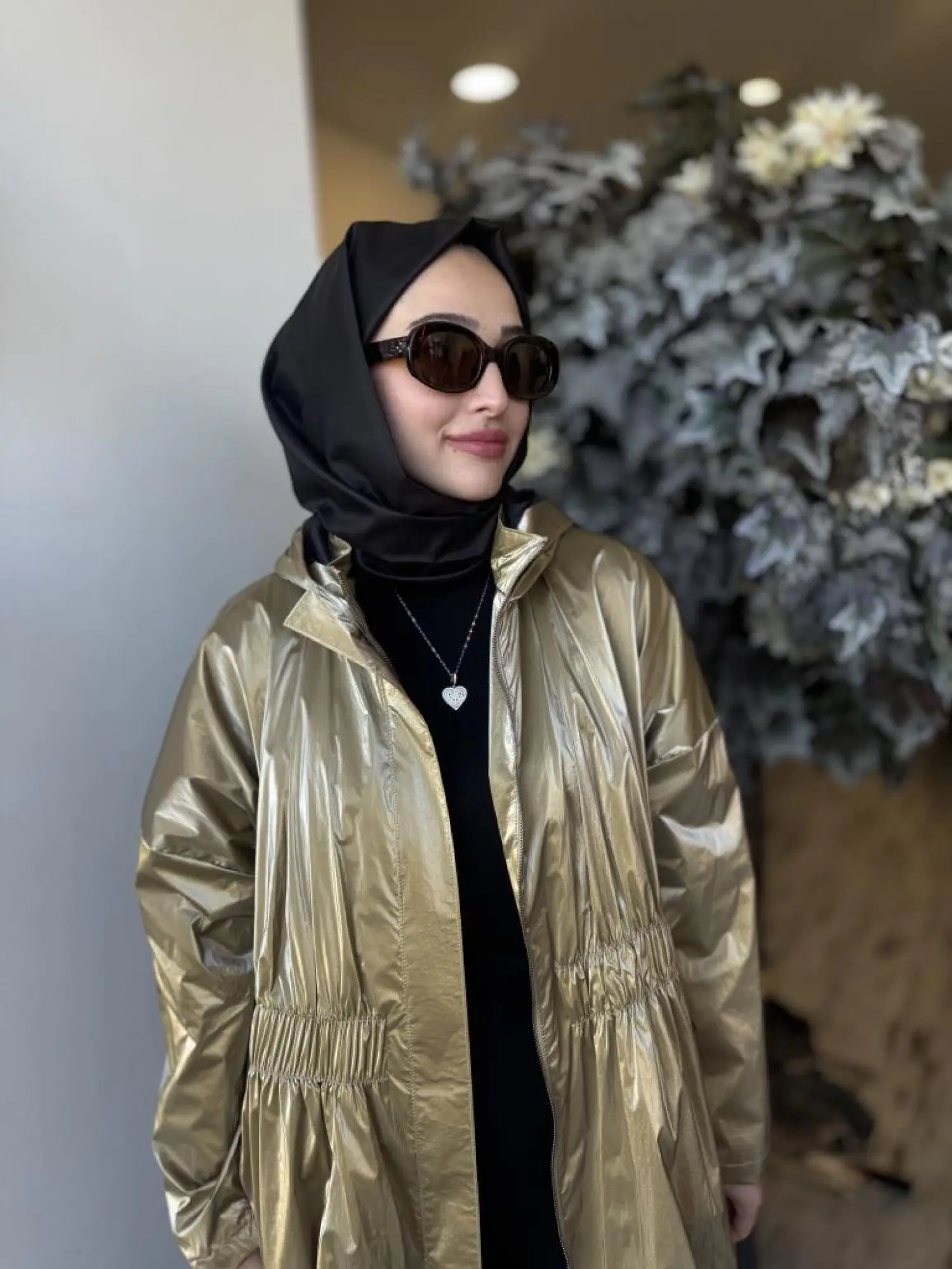 Almarwah Belden Lastikli Kapüşonlu Kap 404906