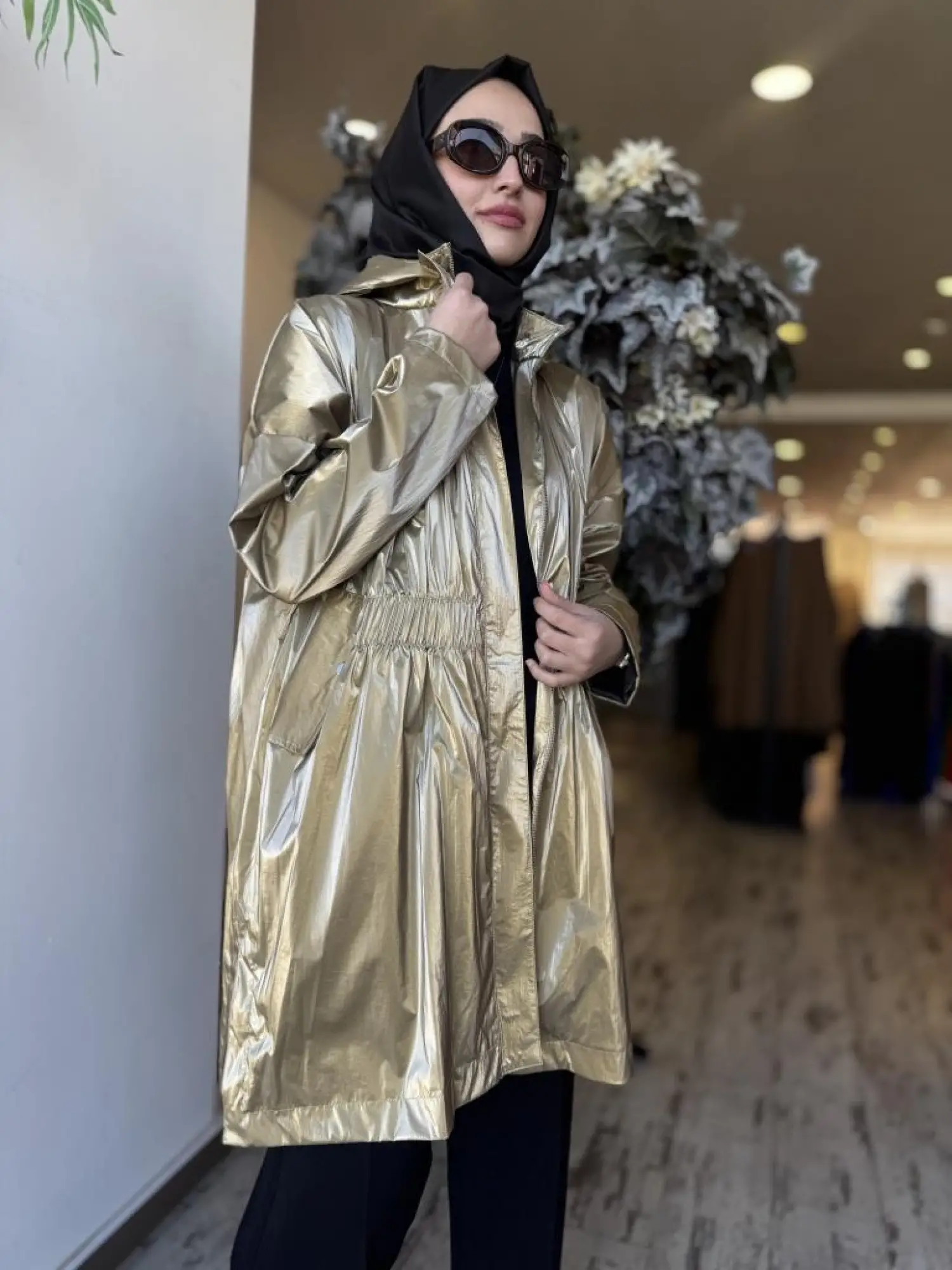 Almarwah Belden Lastikli Kapüşonlu Kap 404906