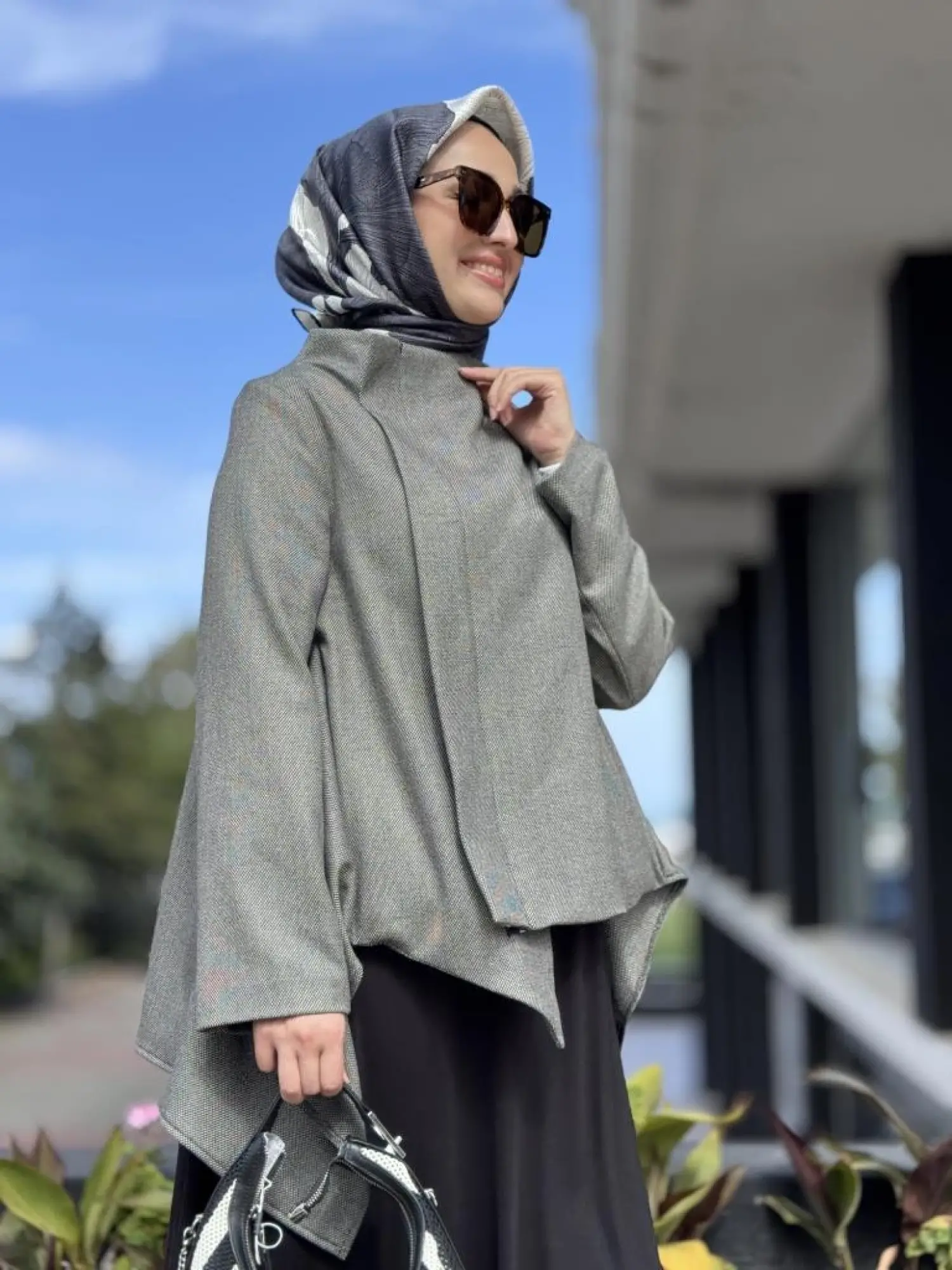 Almarwah Fermuar Kapamalı Asimetrik Ceket 404993