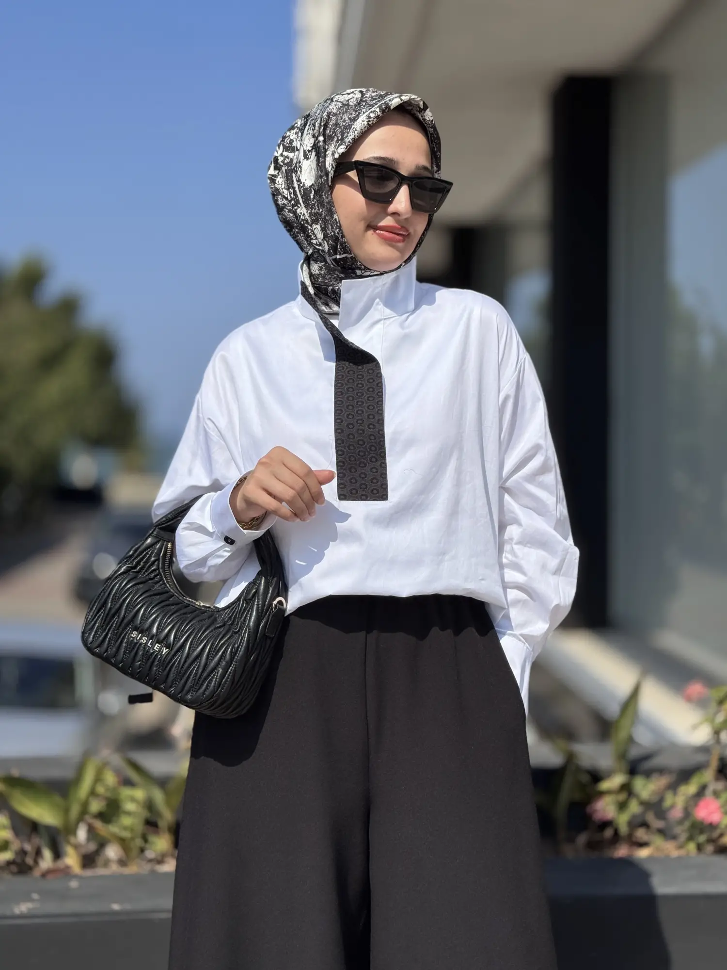 Almarwah Hakim Yaka,Yaka ve Paça Detaylı Gömlek Pantolon Takım 202904