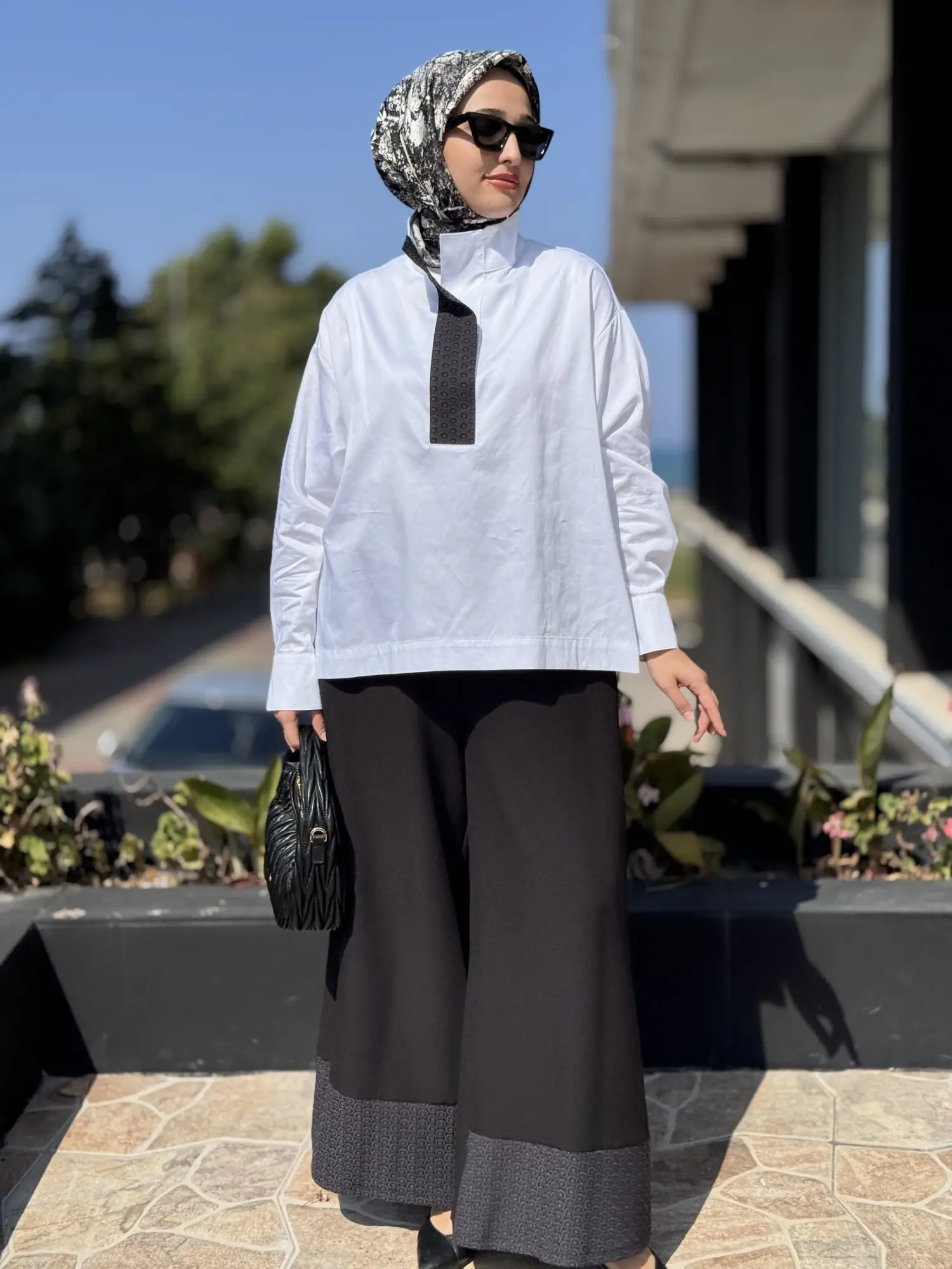 Almarwah Hakim Yaka,Yaka ve Paça Detaylı Gömlek Pantolon Takım 202904