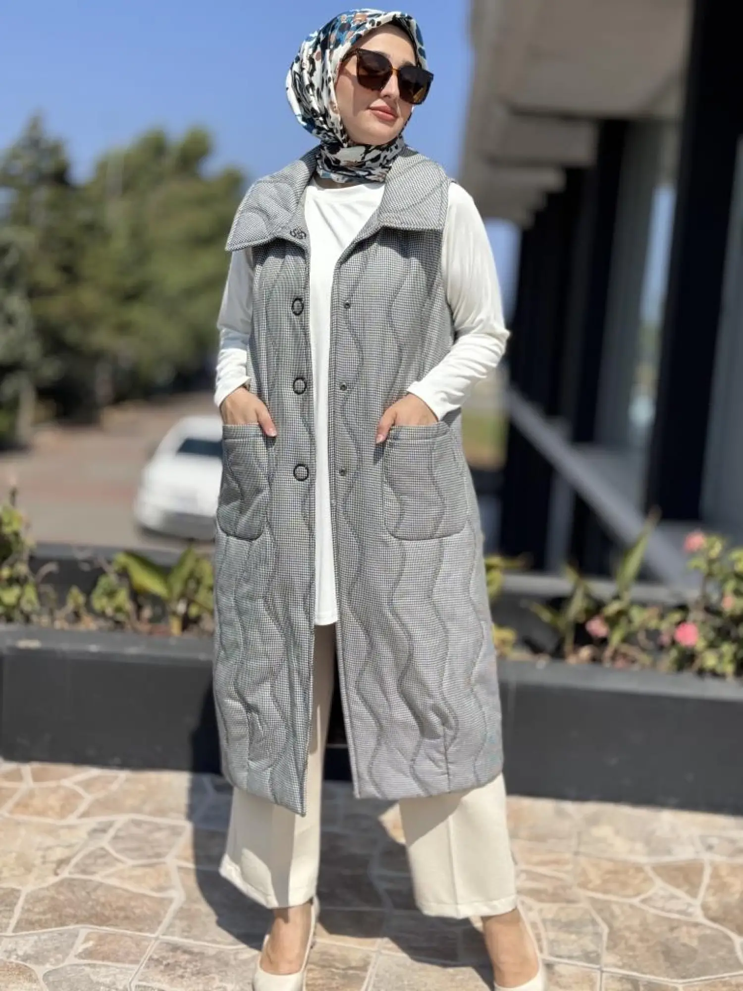 Almarwah Kazayağı Desenli Çıtçıtlı Kapitone Yelek 404986