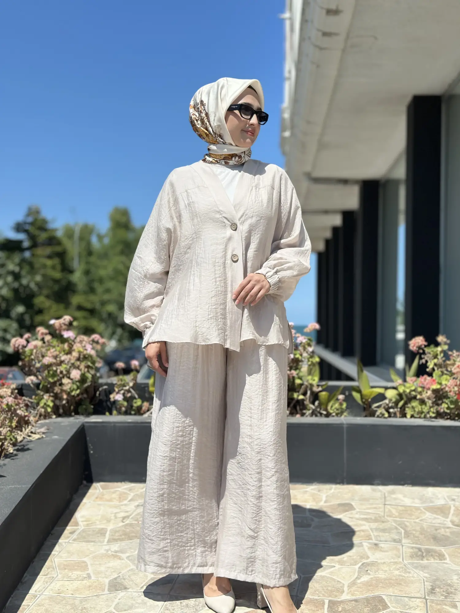 Almarwah Kolları Büzgülü Düğmeli Tencel Ceket 405024