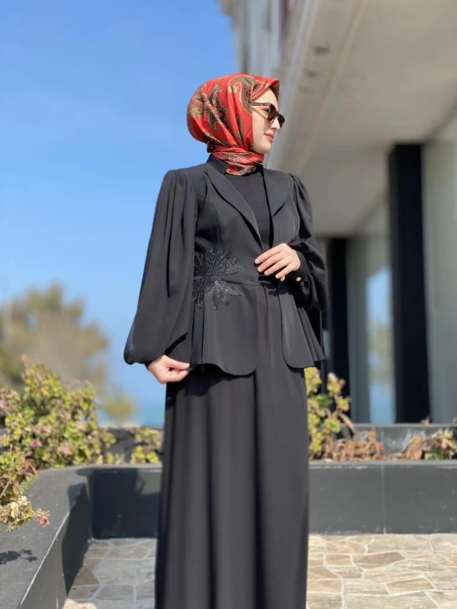 Almarwah Kolları Organze Nakış Detaylı Ceket Etek Şık Takım 90513