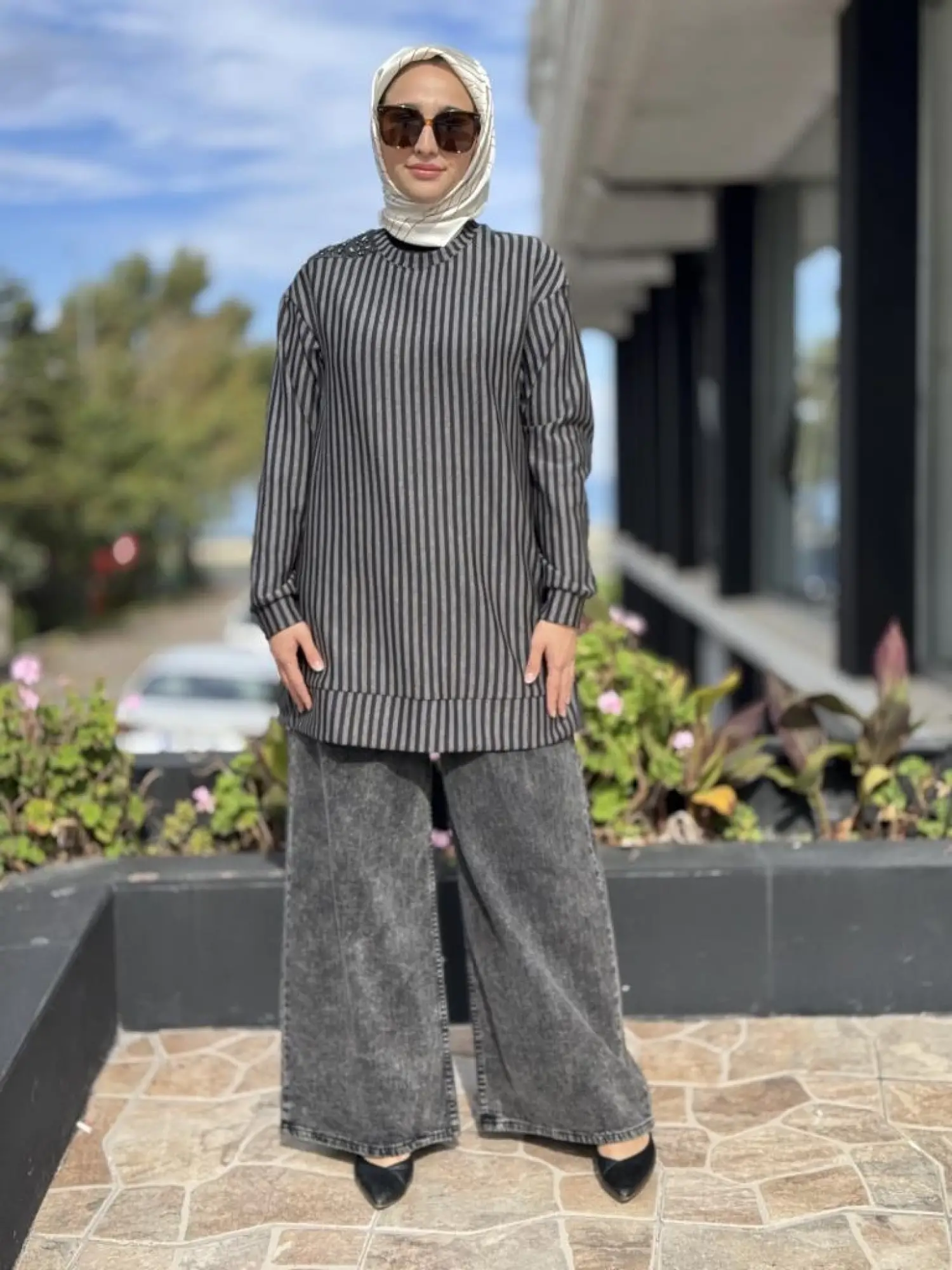 Almarwah Omuz Detaylı Çizgili Viscon Tunik 102235