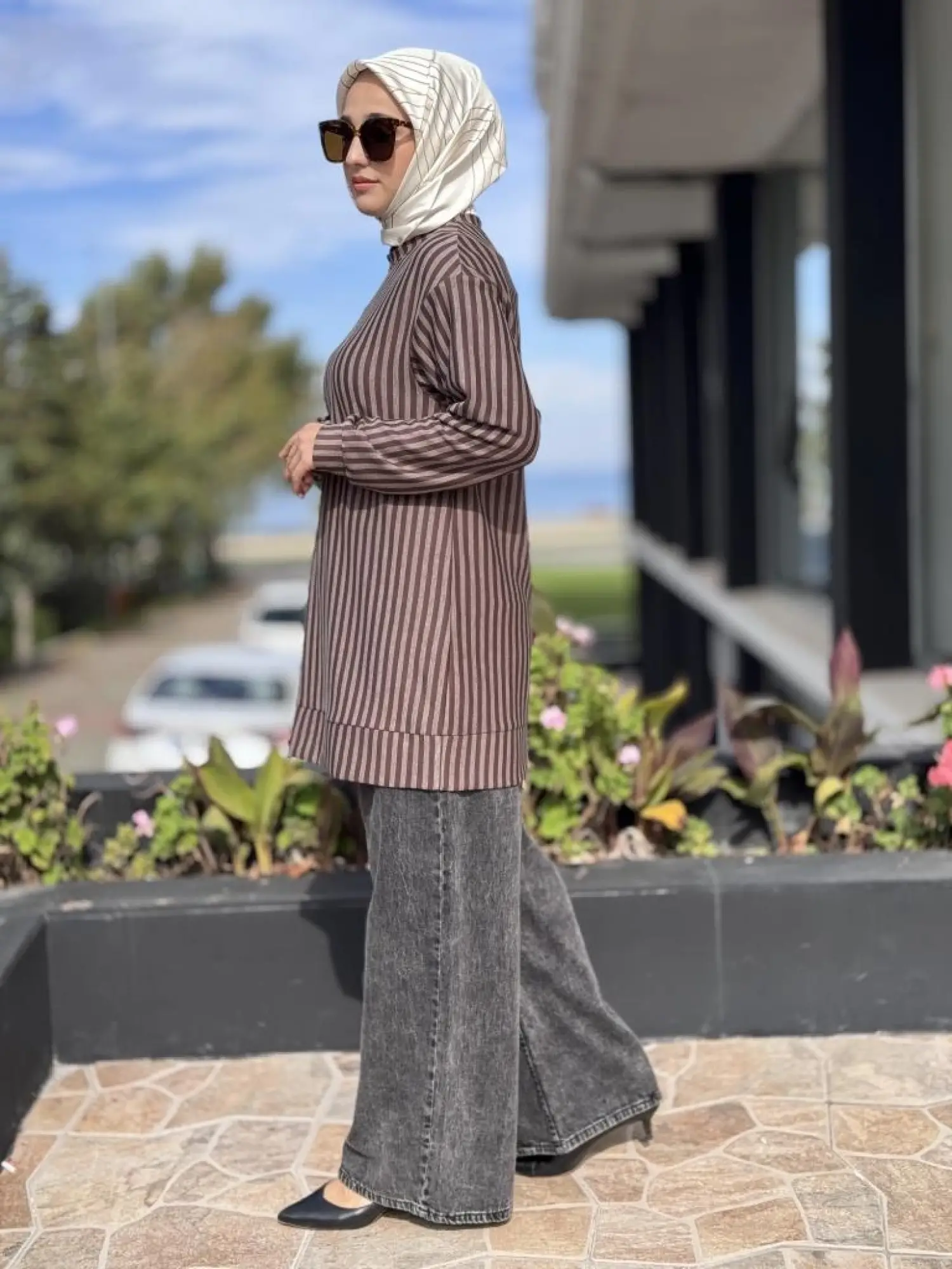 Almarwah Omuz Detaylı Çizgili Viscon Tunik 102235