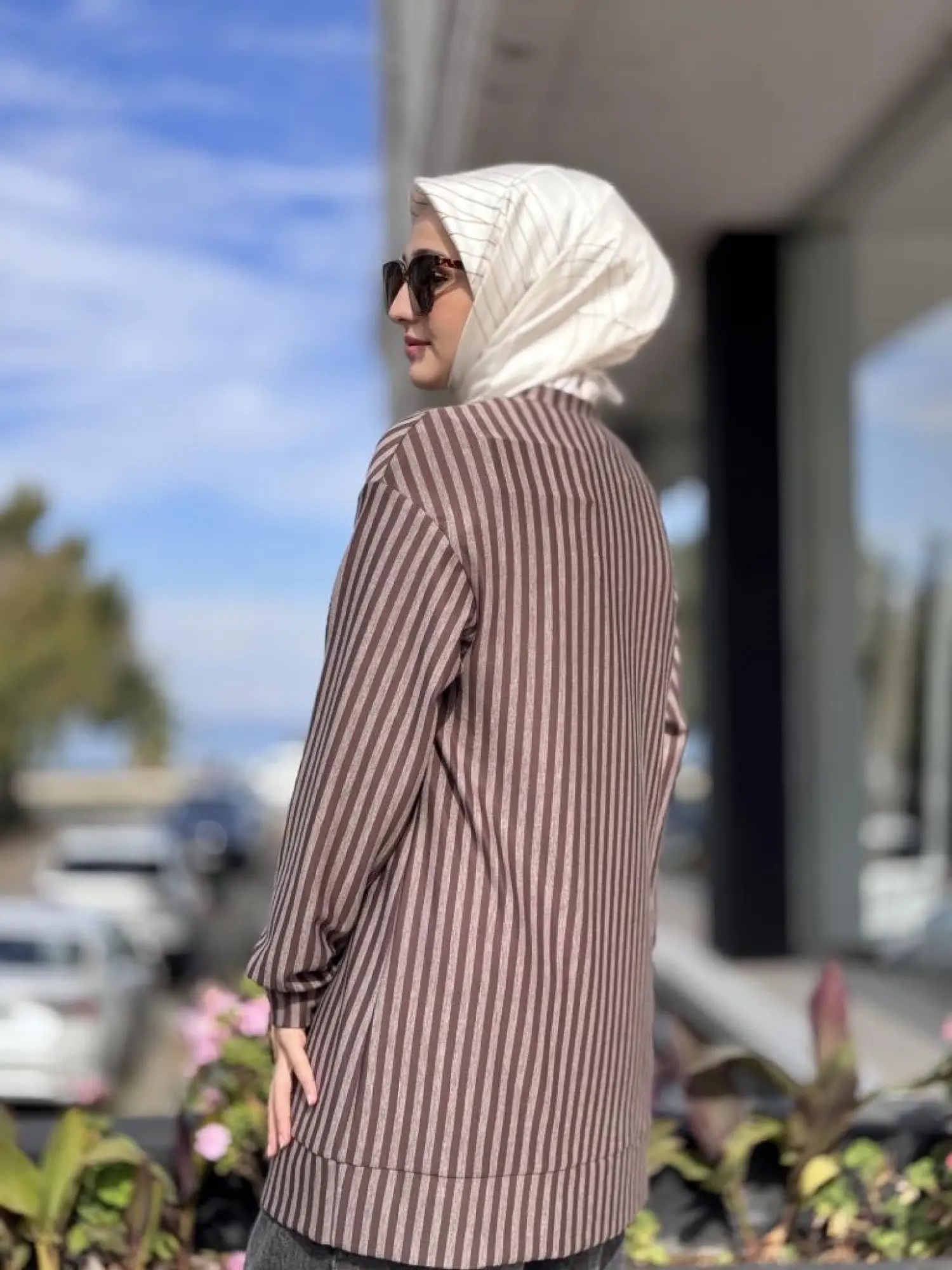 Almarwah Omuz Detaylı Çizgili Viscon Tunik 102235