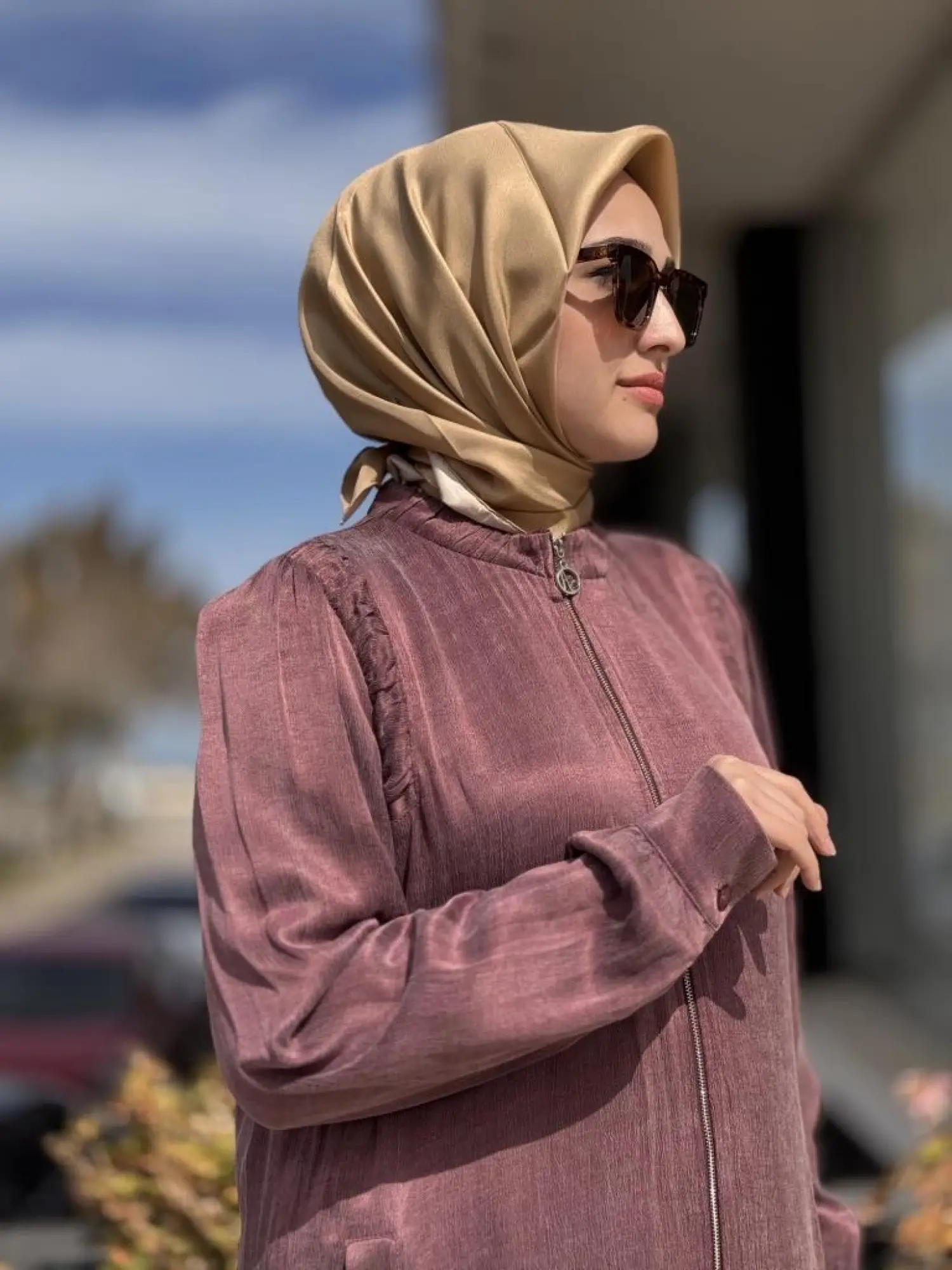 Almarwah Omuzları Nervür Detaylı Fermuarlı Cupra İpek Kap 404947