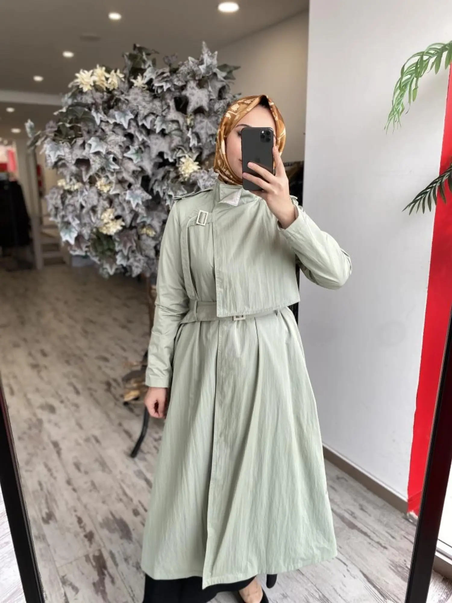 Almarwah Önden Kapama Detaylı Astarlı Kap 404923