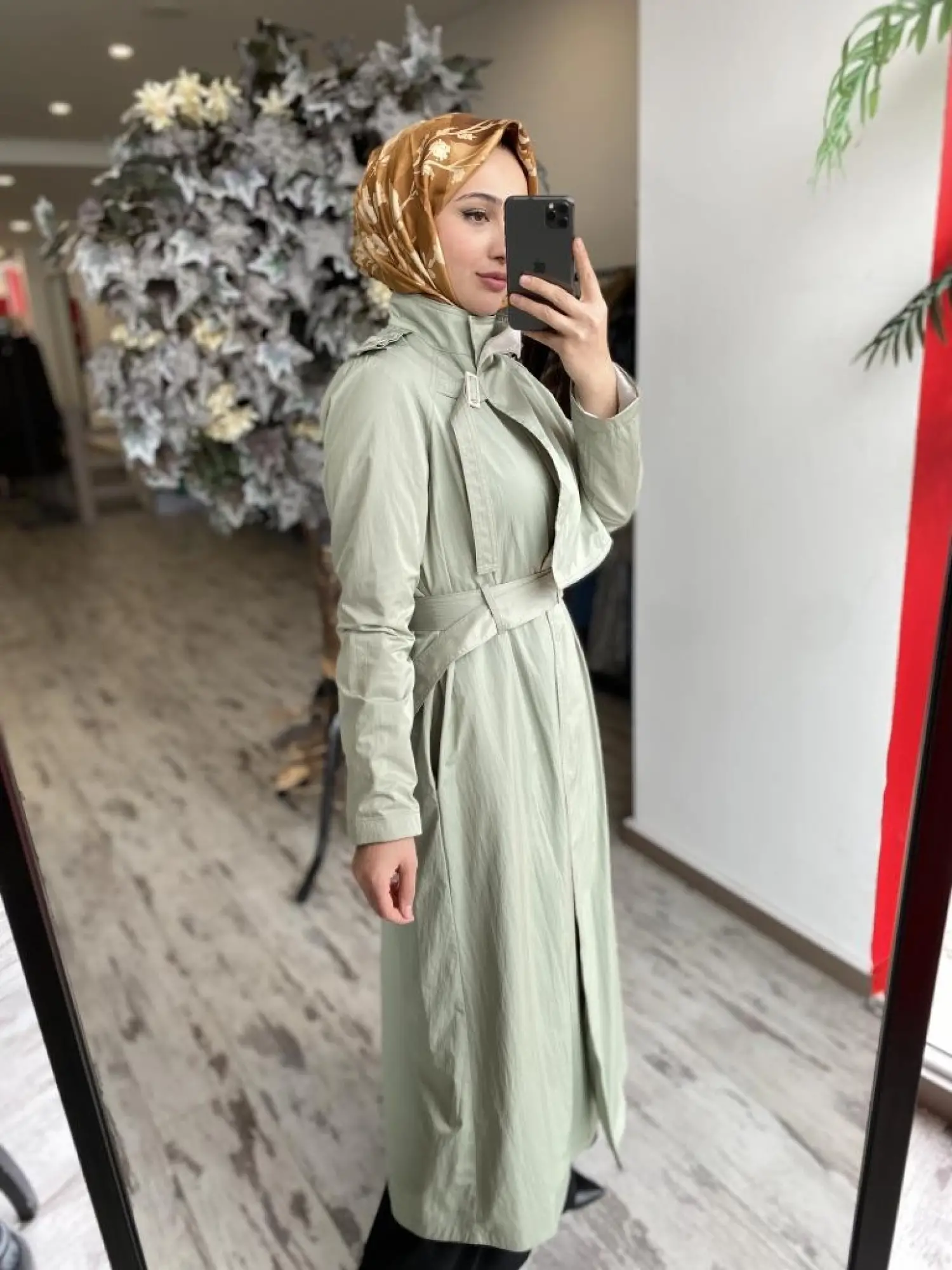 Almarwah Önden Kapama Detaylı Astarlı Kap 404923