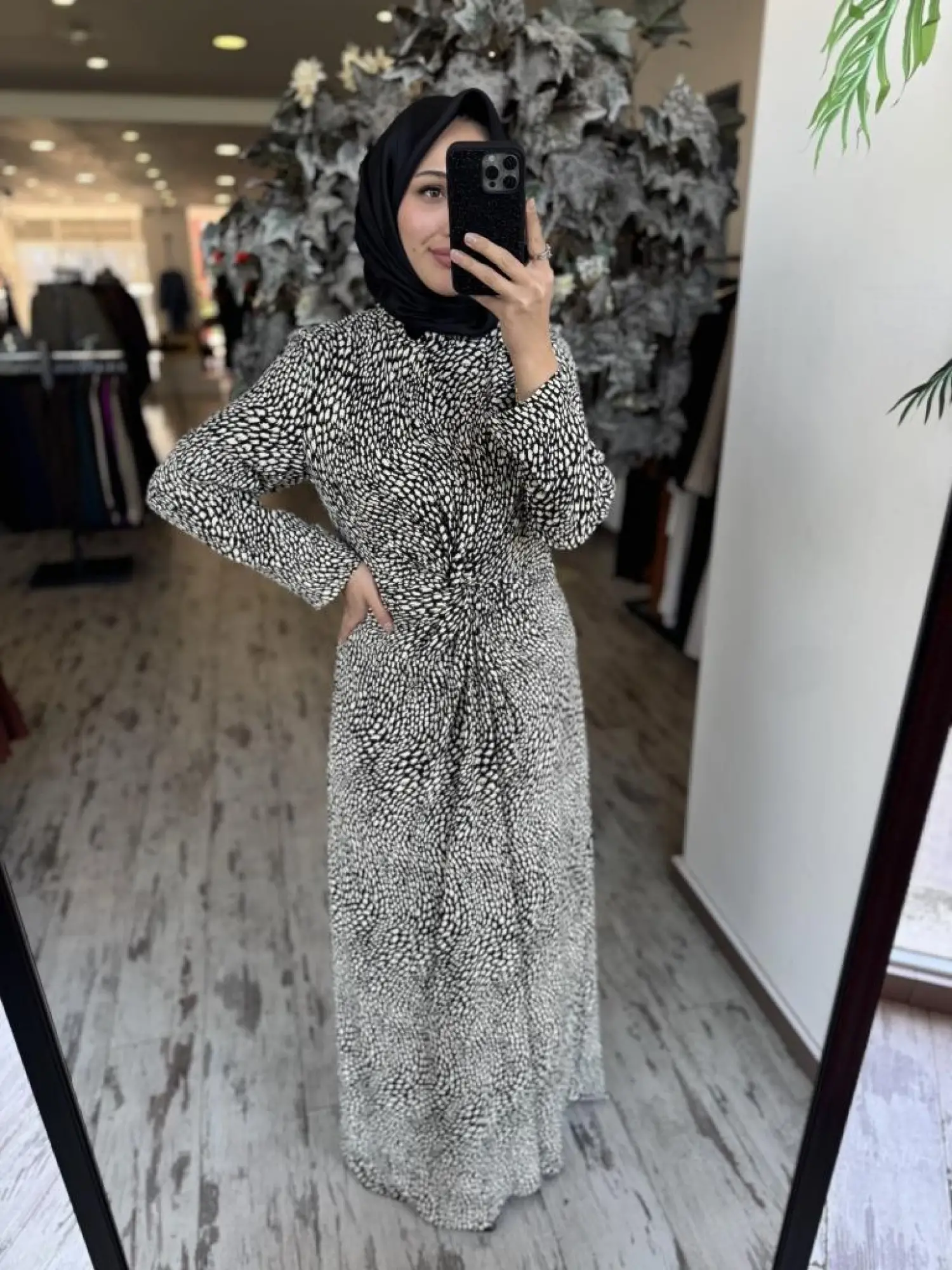 Almarwah Önü Büzgülü Astarlı Desenli Saten Elbise 90490