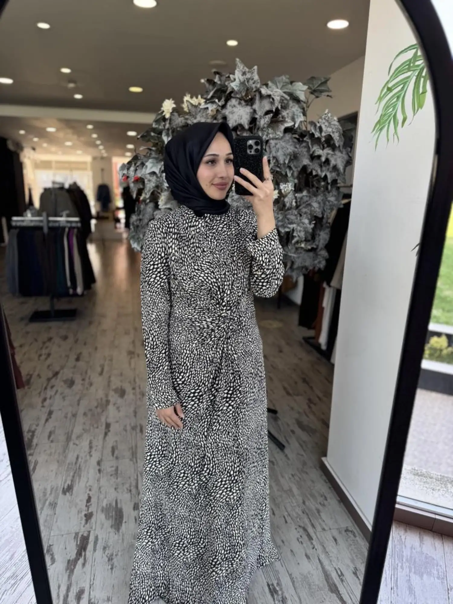 Almarwah Önü Büzgülü Astarlı Desenli Saten Elbise 90490