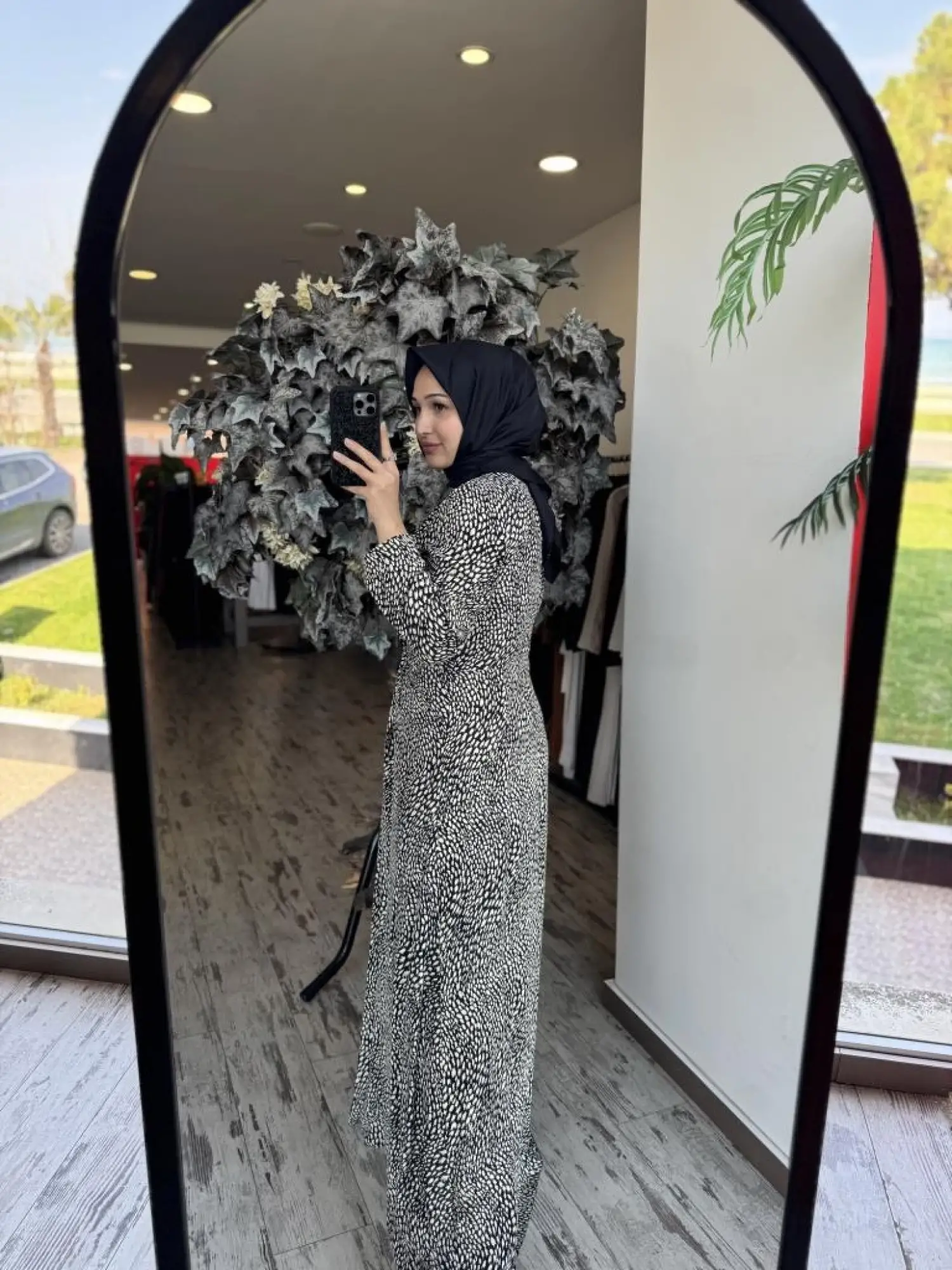 Almarwah Önü Büzgülü Astarlı Desenli Saten Elbise 90490