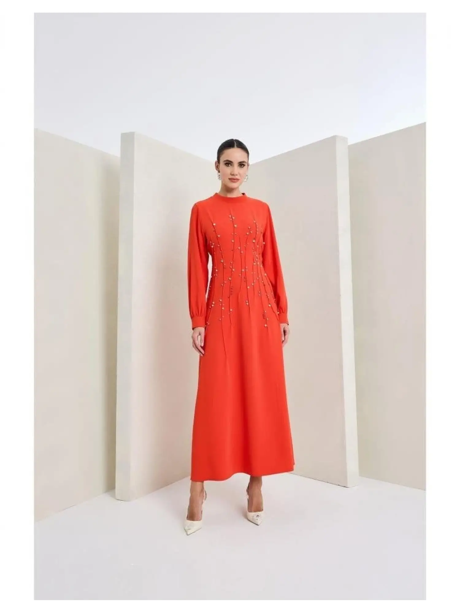 Almarwah Önü İnci ve Taş Detaylı Abiye Elbise 90470